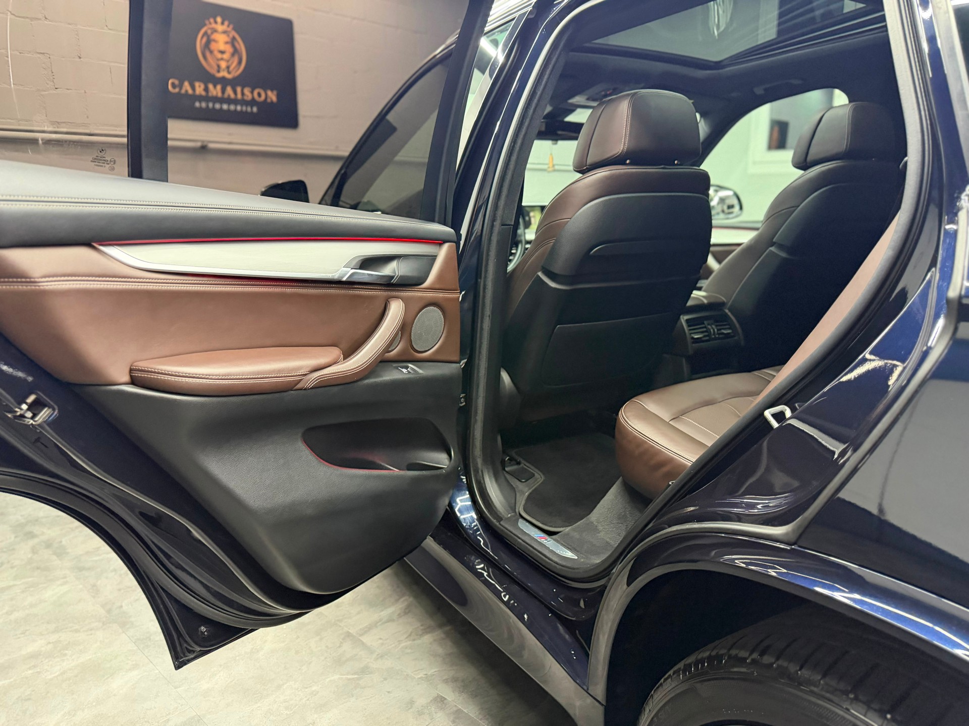 BMW X5 xDrive M50d Steptronic M-Paket | Panorama Dach | Harman/Kardon | Head-Up | 360° Kamera-image-22