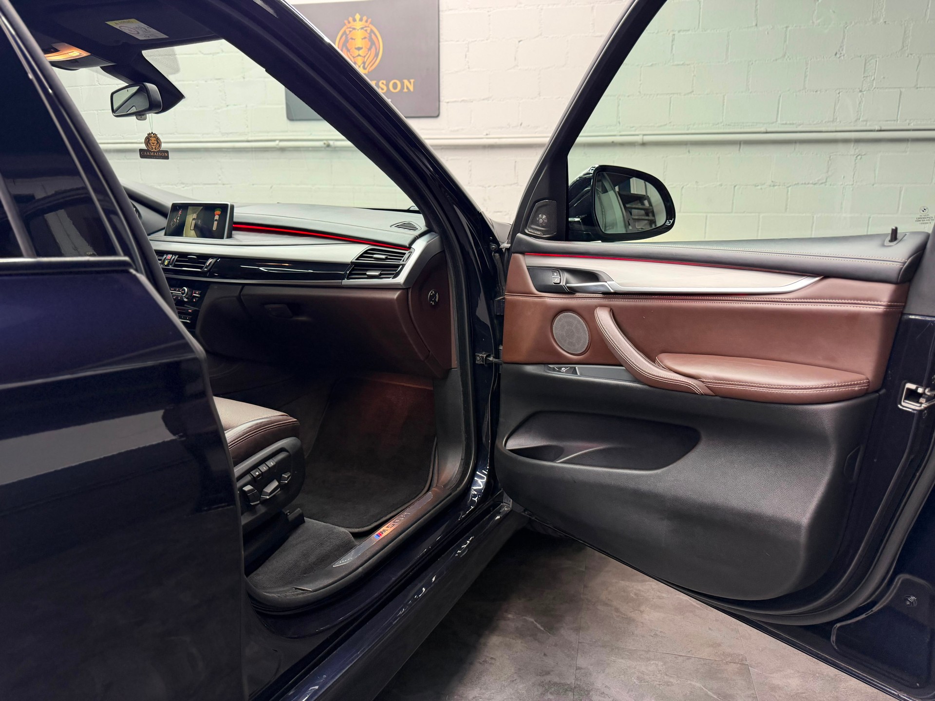 BMW X5 xDrive M50d Steptronic M-Paket | Panorama Dach | Harman/Kardon | Head-Up | 360° Kamera-image-30