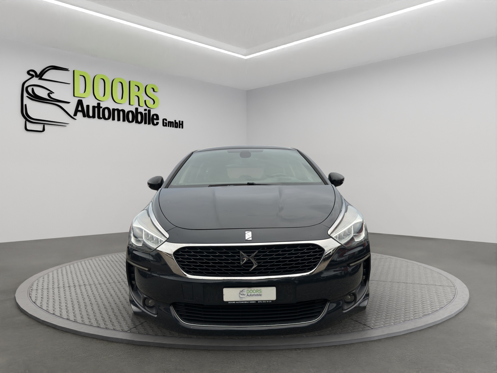DS AUTOMOBILES DS 5 HYbrid4 200 Faubourg Addict EGS6-image-1
