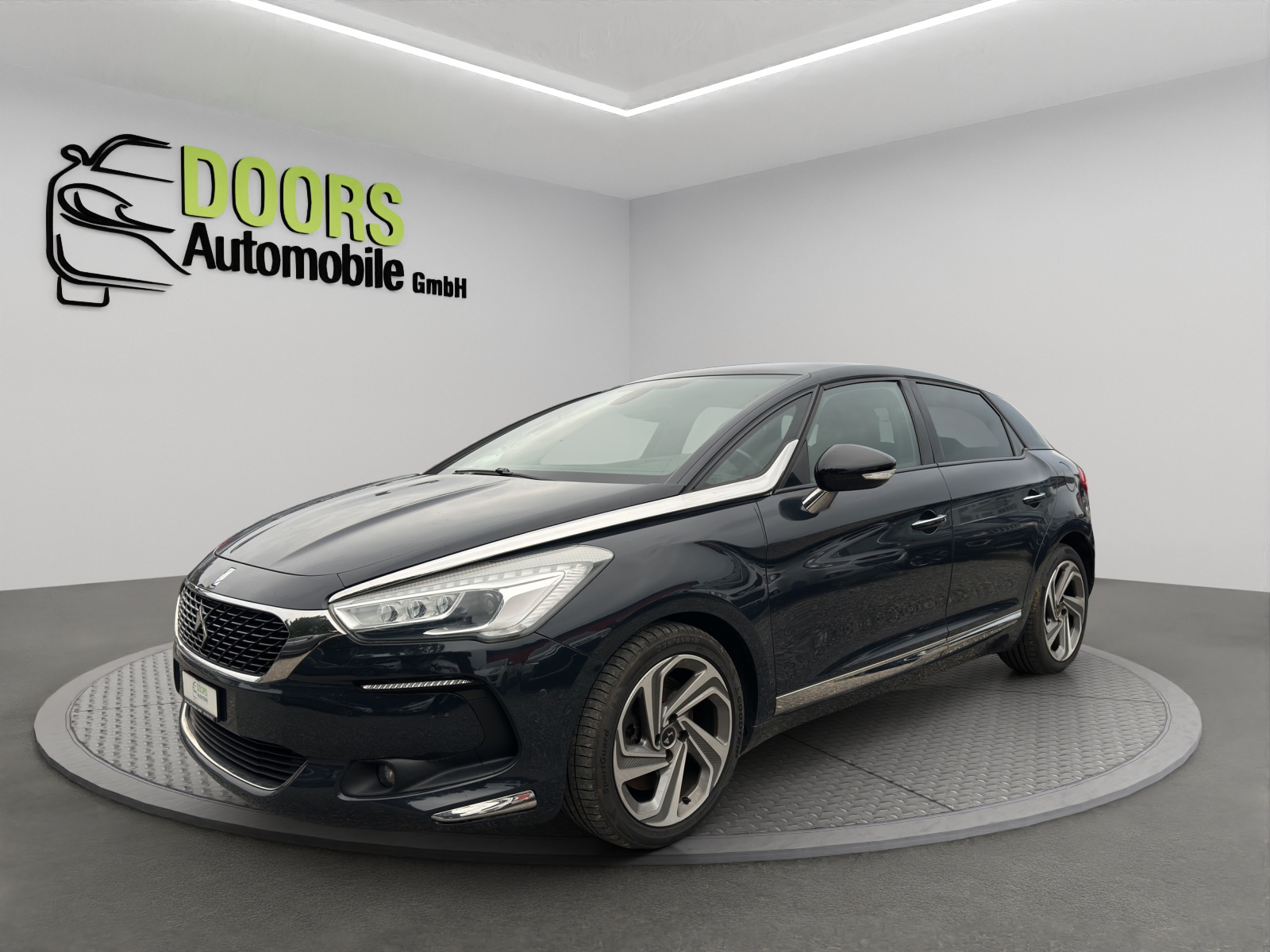 DS AUTOMOBILES DS 5 HYbrid4 200 Faubourg Addict EGS6-image-2
