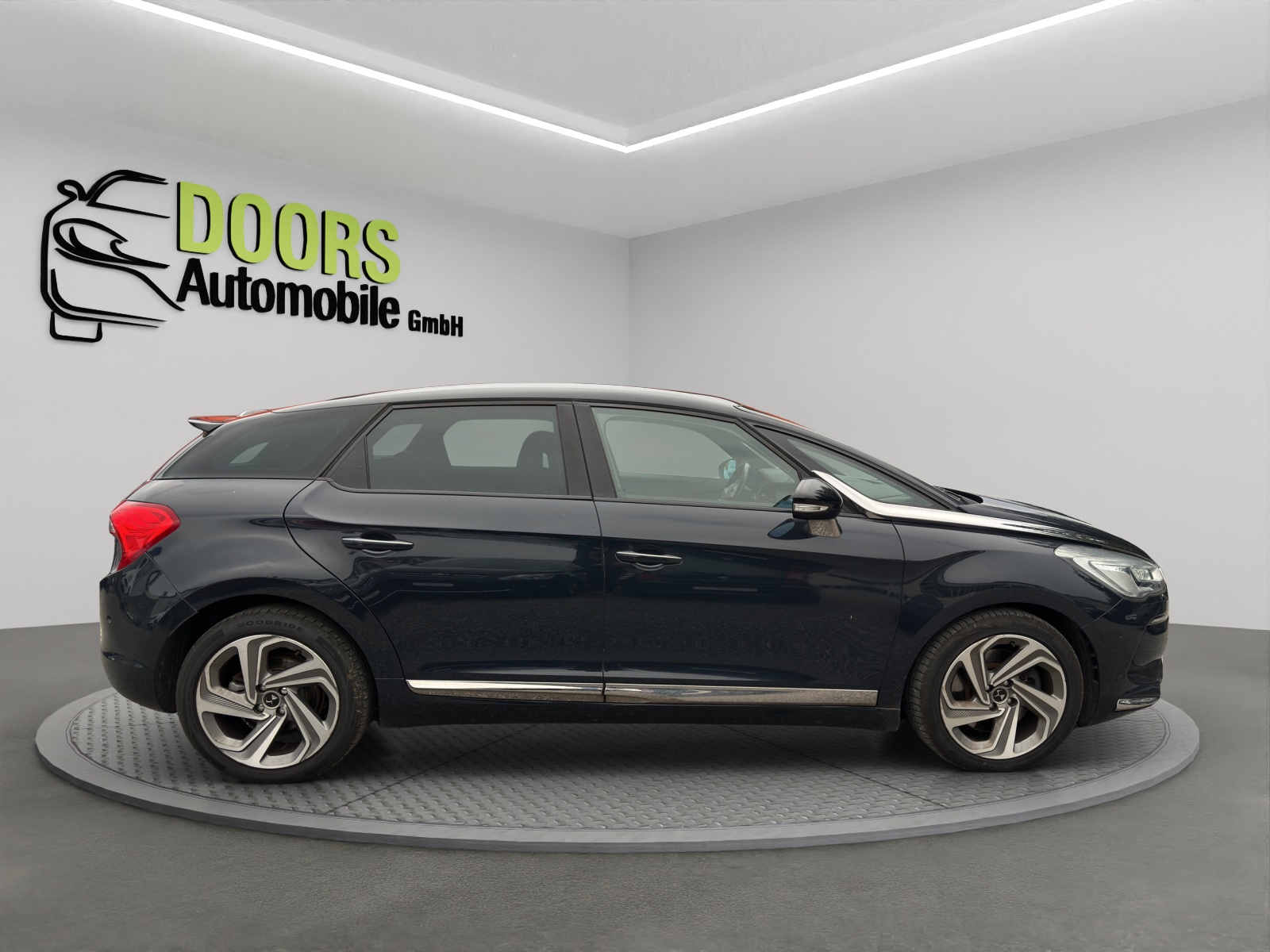 DS AUTOMOBILES DS 5 HYbrid4 200 Faubourg Addict EGS6-image-7