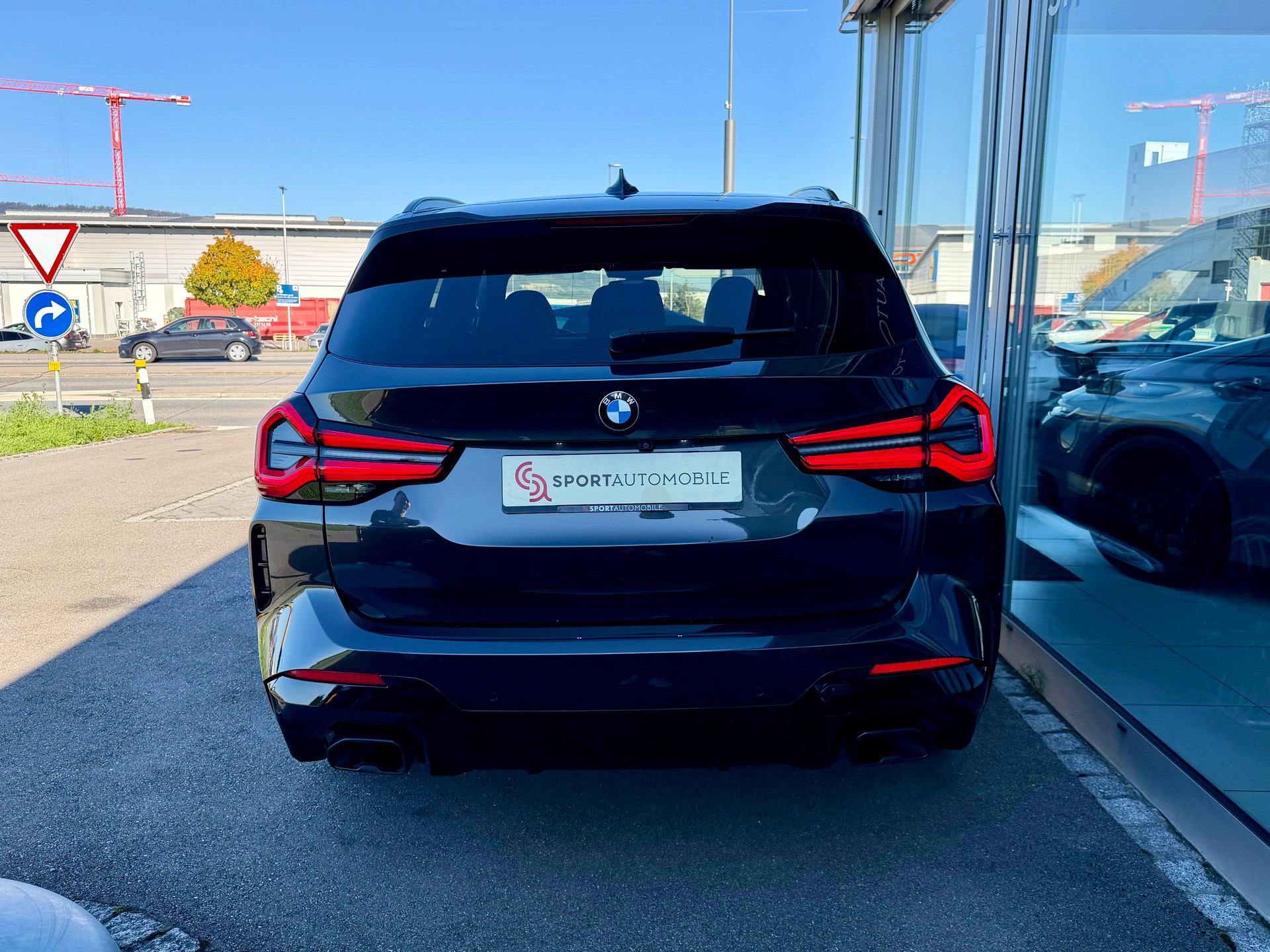 BMW X3 xDrive 48V M40d M Sport Edition Steptronic-image-12