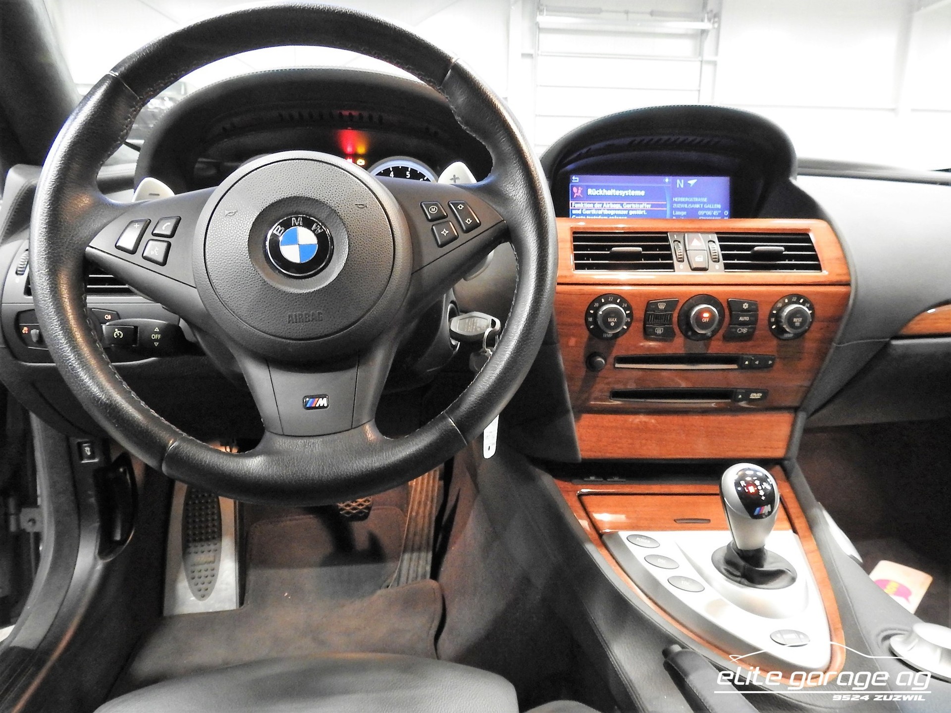 BMW M6-image-5