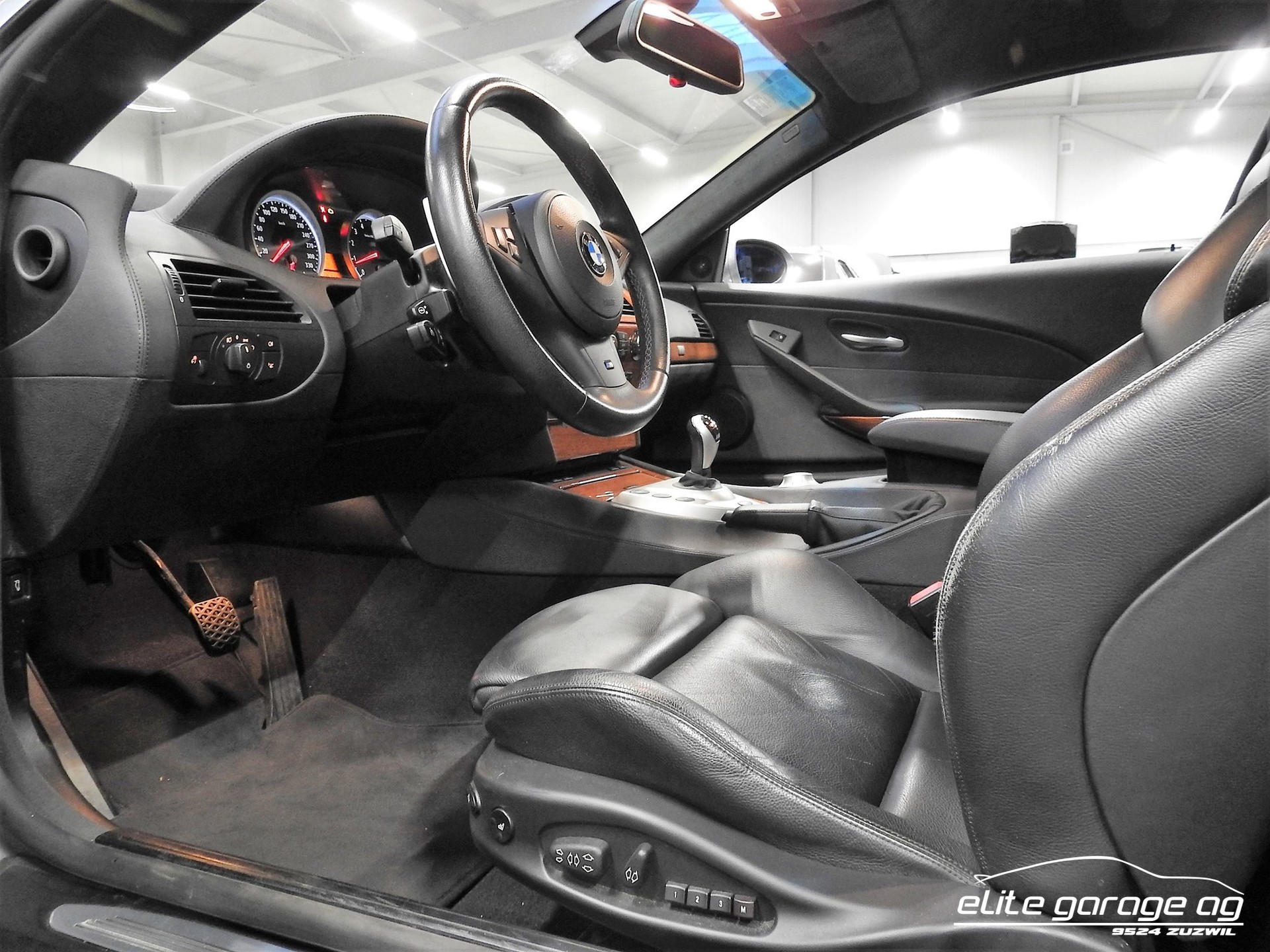 BMW M6-image-6