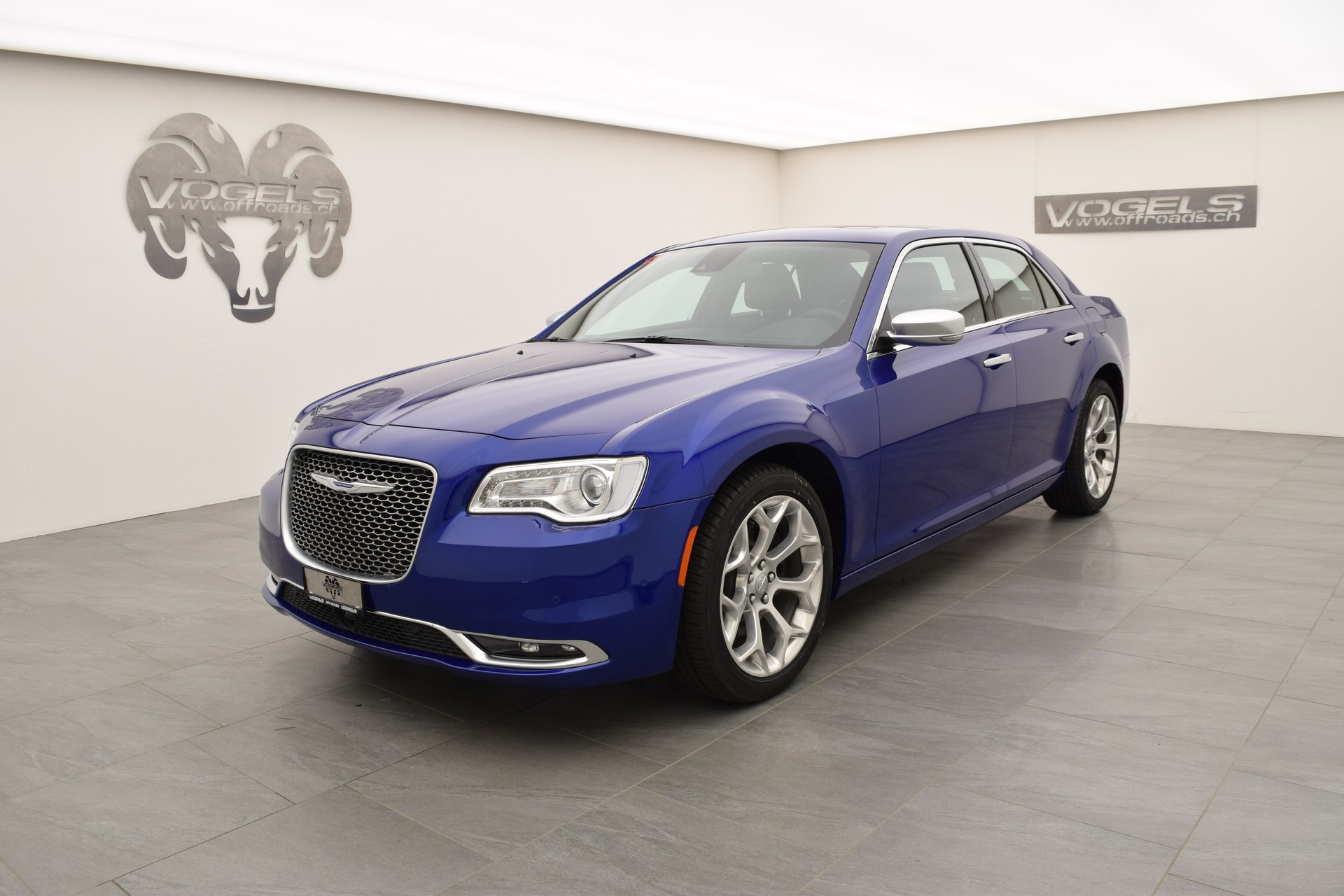 CHRYSLER 300C 5.7 V8-image-0
