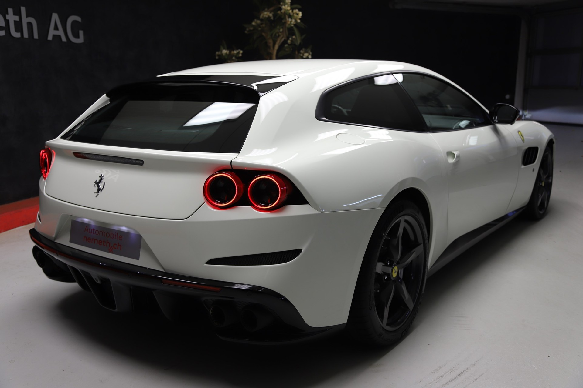 FERRARI GTC 4 Lusso T-image-2