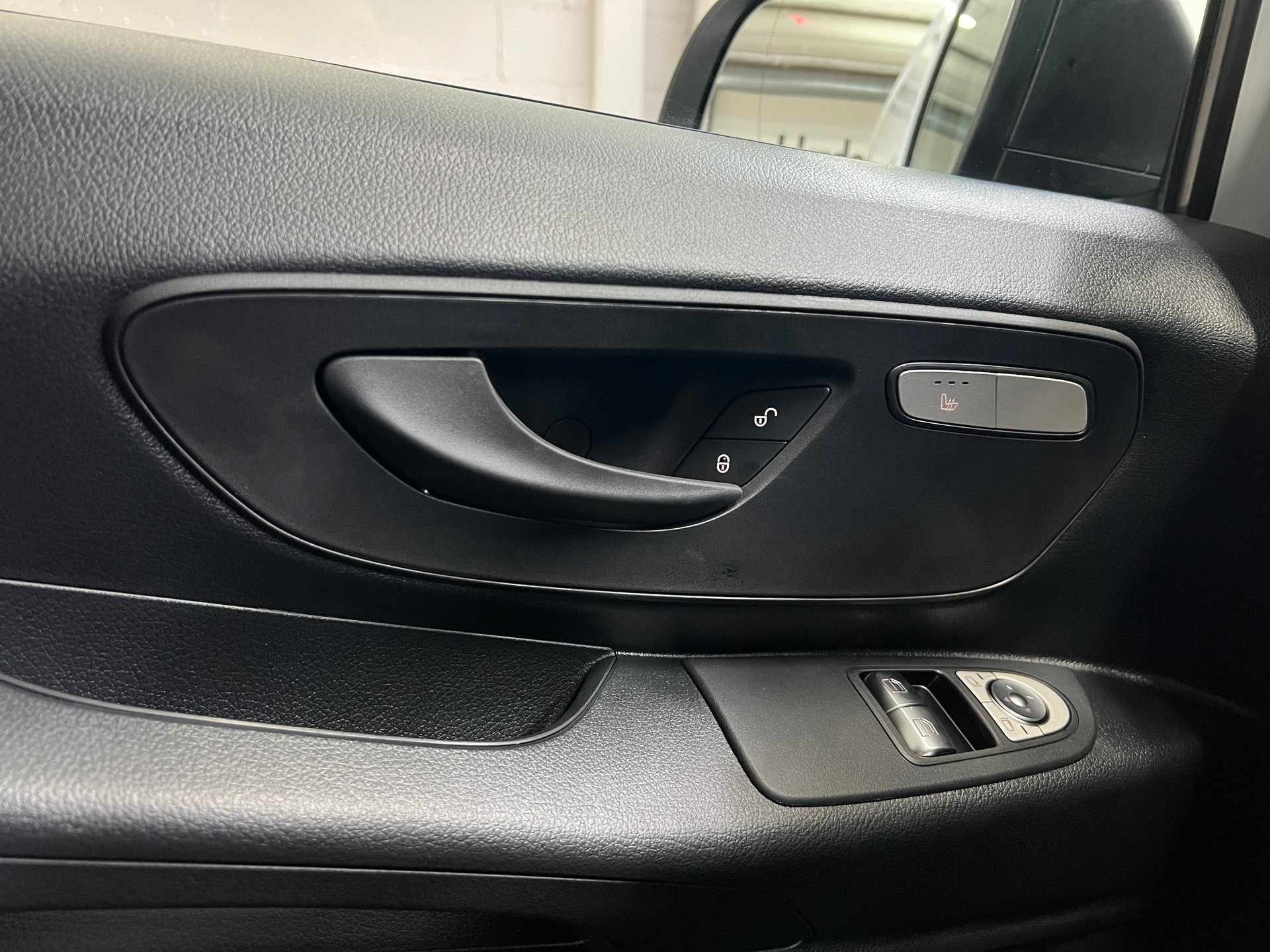 MERCEDES-BENZ Vito 114 CDI KA PRO 3200mm L-image-12