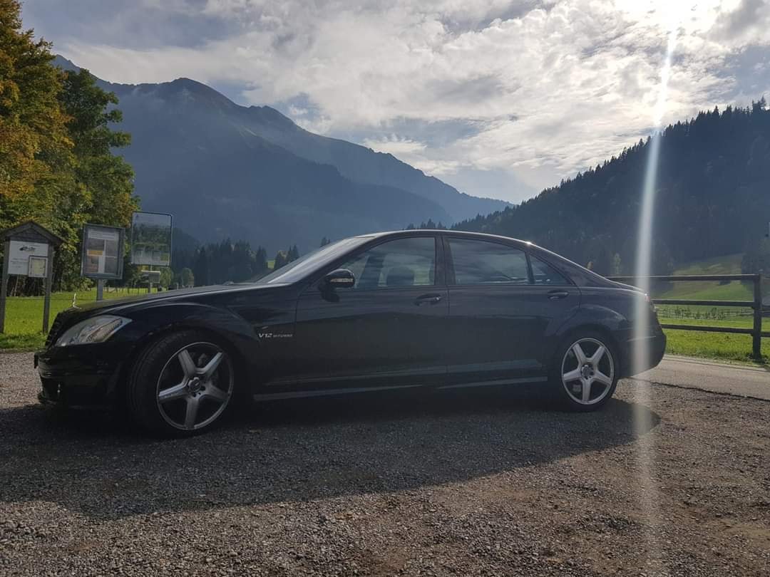 MERCEDES-BENZ S 65 AMG L Automatic-image-2