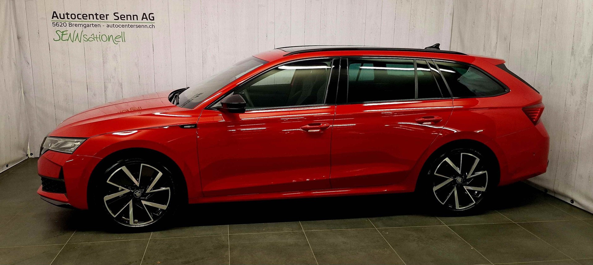 SKODA Octavia Combi 1.5 TSI mHEV DSG Sport Line-image-2