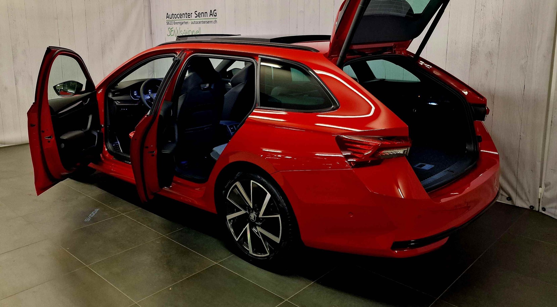 SKODA Octavia Combi 1.5 TSI mHEV DSG Sport Line-image-16