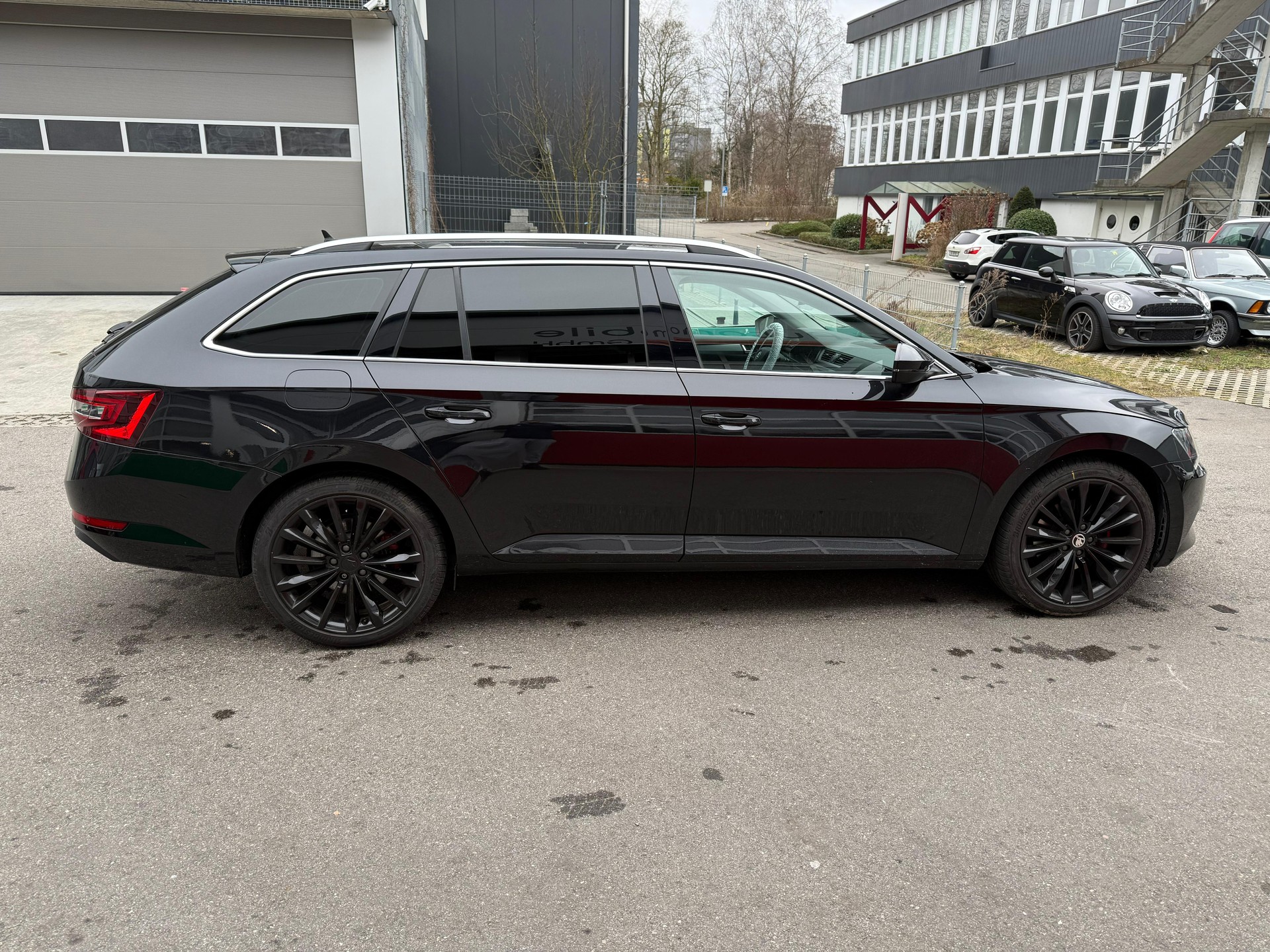 SKODA Superb Combi 2.0 TDi Style 4x4 DSG-image-6