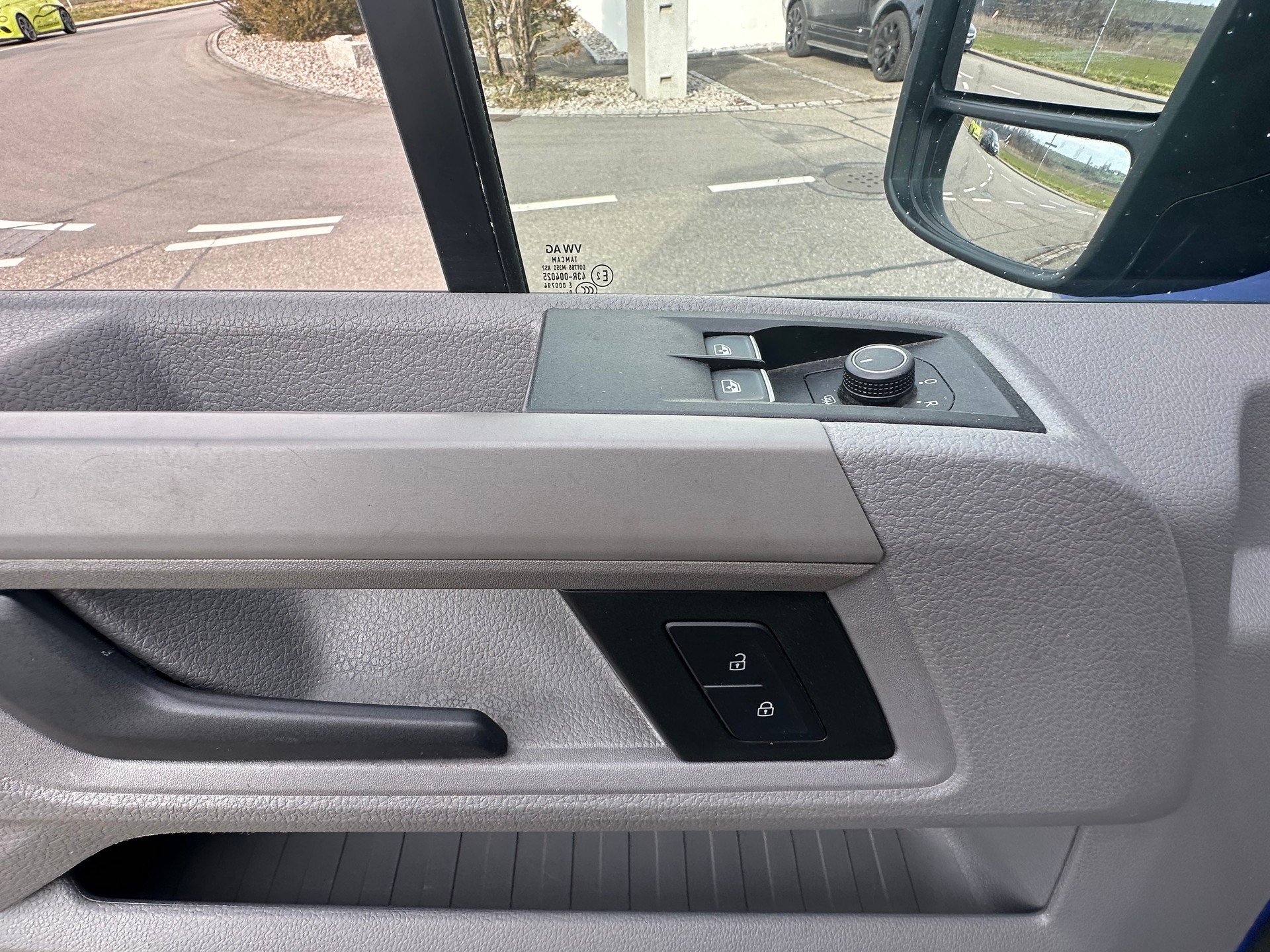 VW CRAFTER-image-9