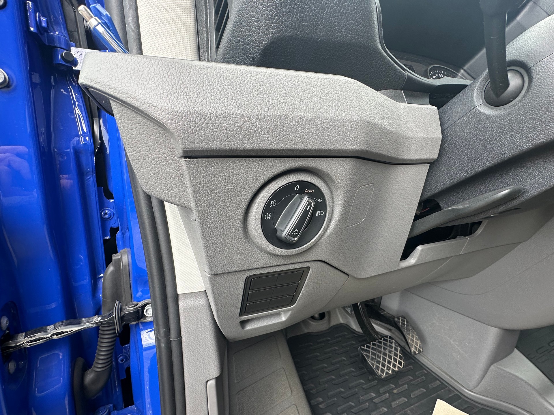 VW CRAFTER-image-8
