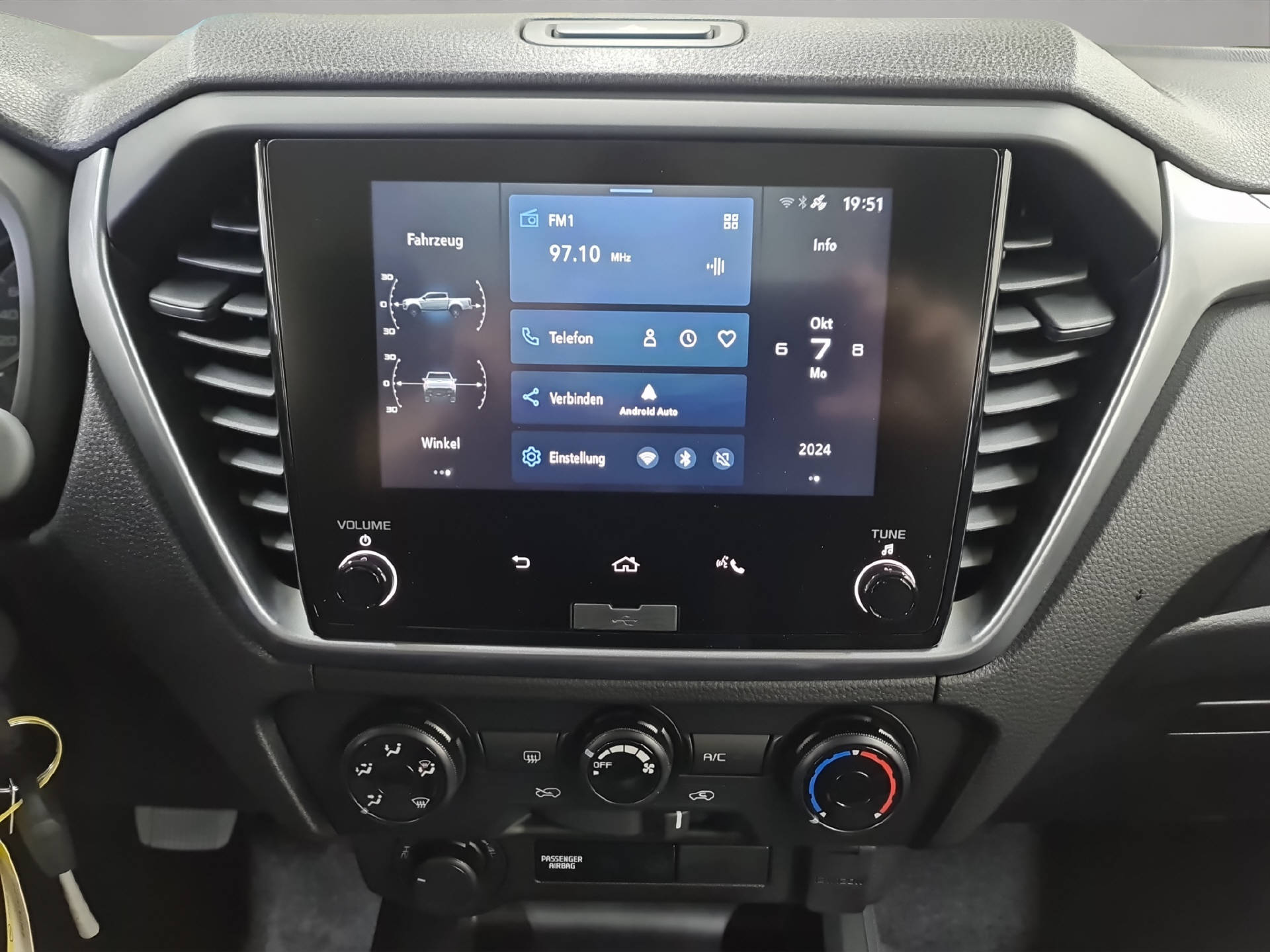 ISUZU D-Max Crew Pick-up 1.9 DDi N60 BB+ 4x4-image-13