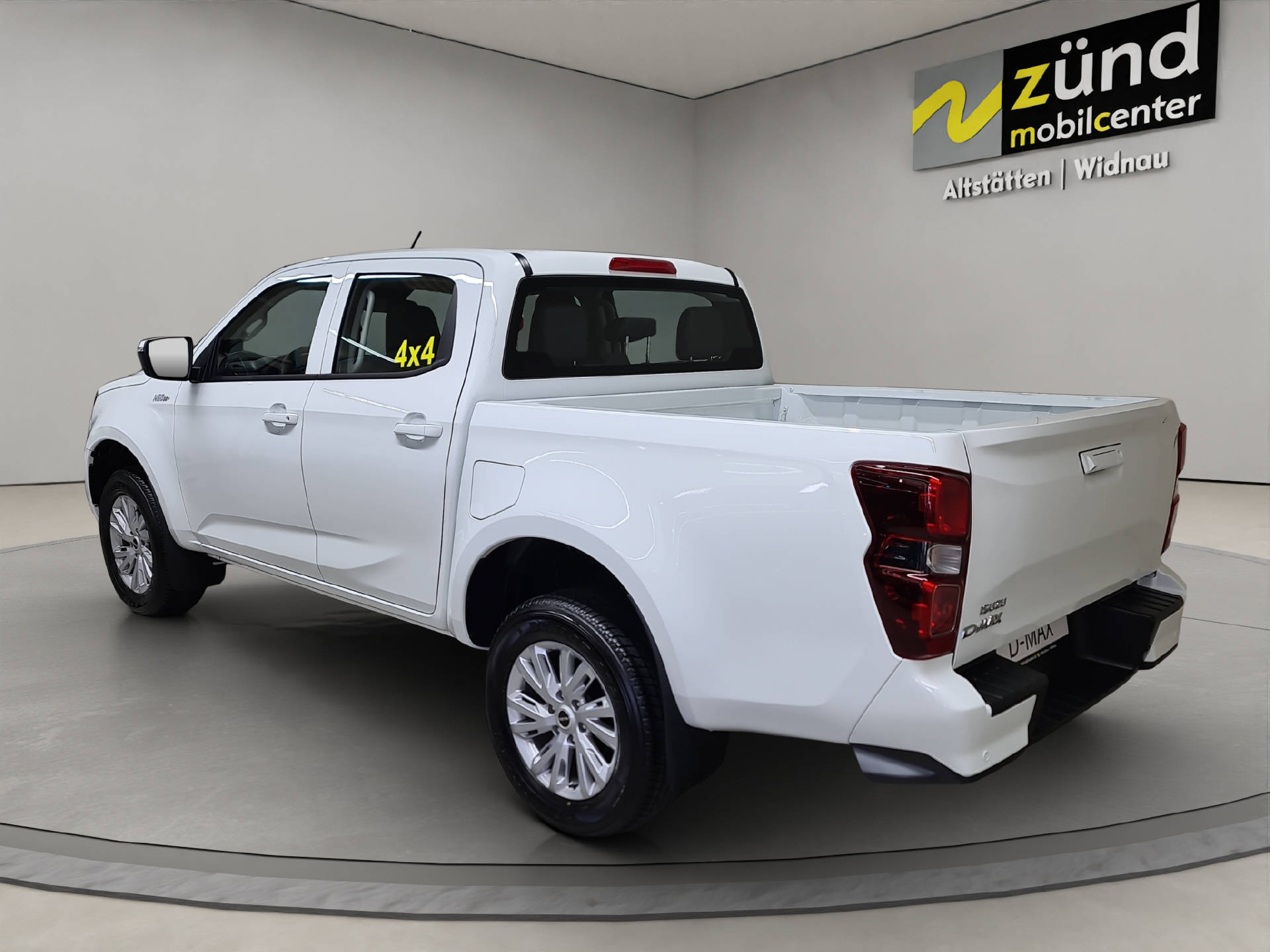ISUZU D-Max Crew Pick-up 1.9 DDi N60 BB+ 4x4-image-2