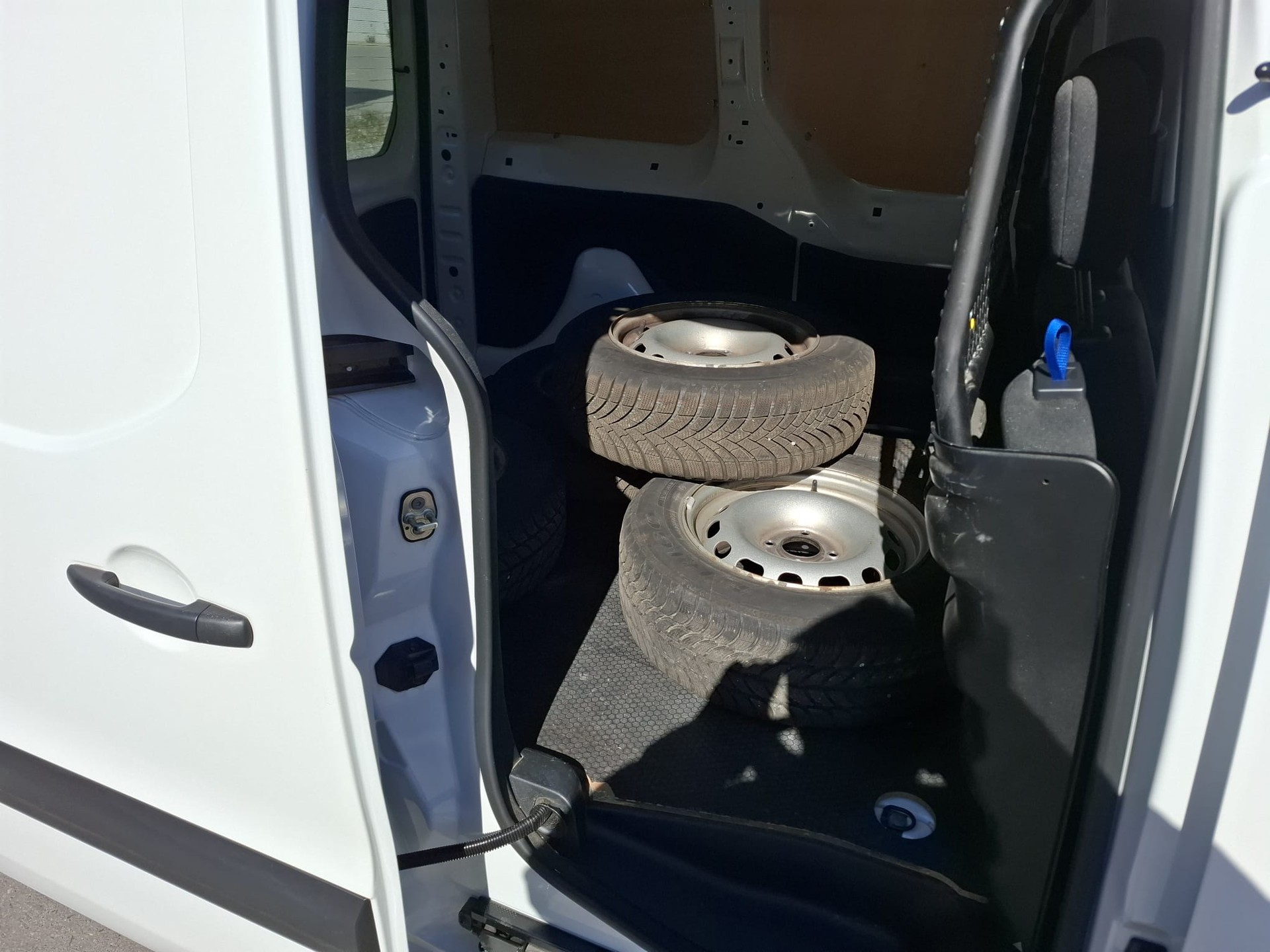PEUGEOT Partner 1.6 BlueHDI Active-image-7