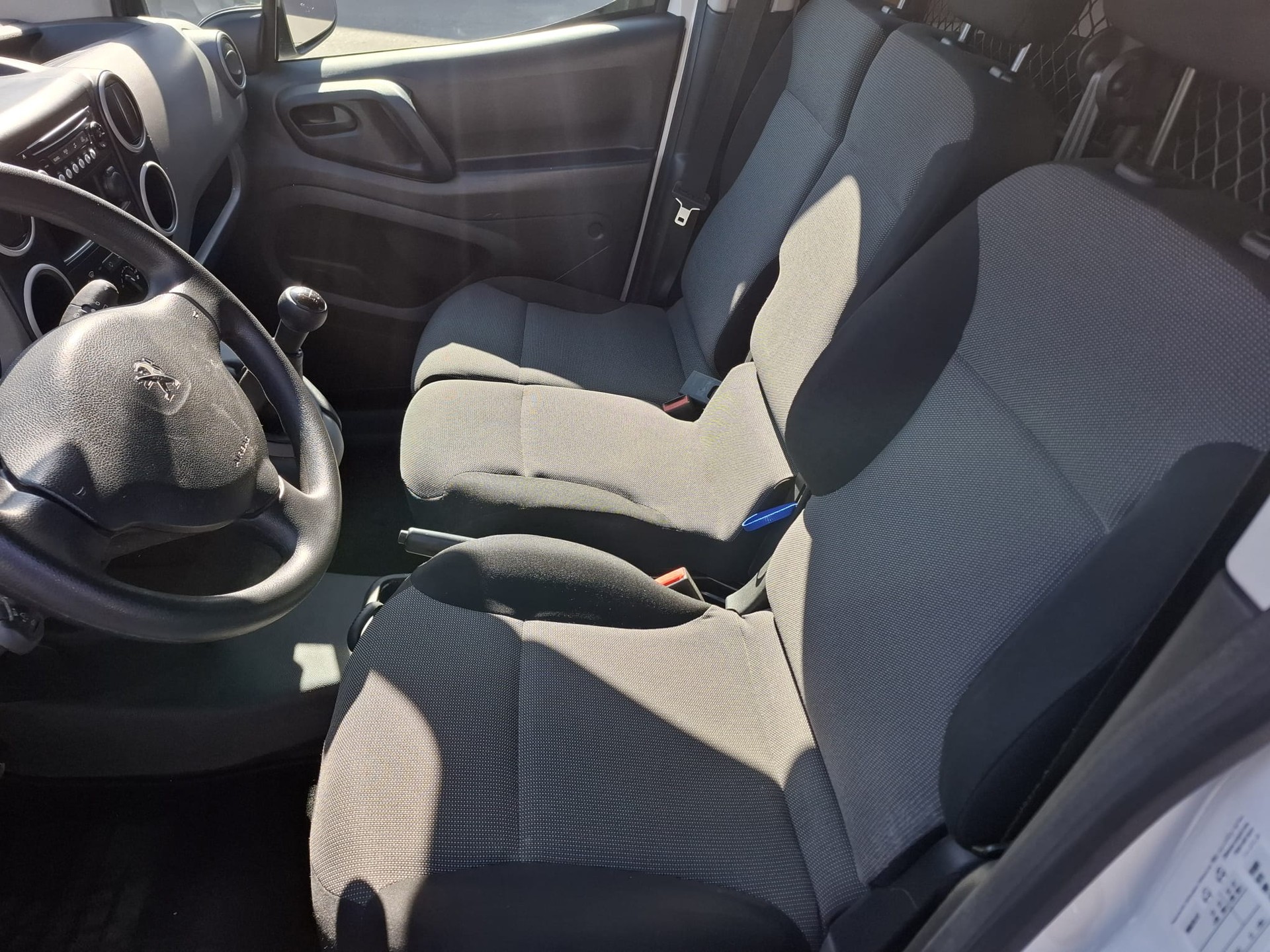 PEUGEOT Partner 1.6 BlueHDI Active-image-5