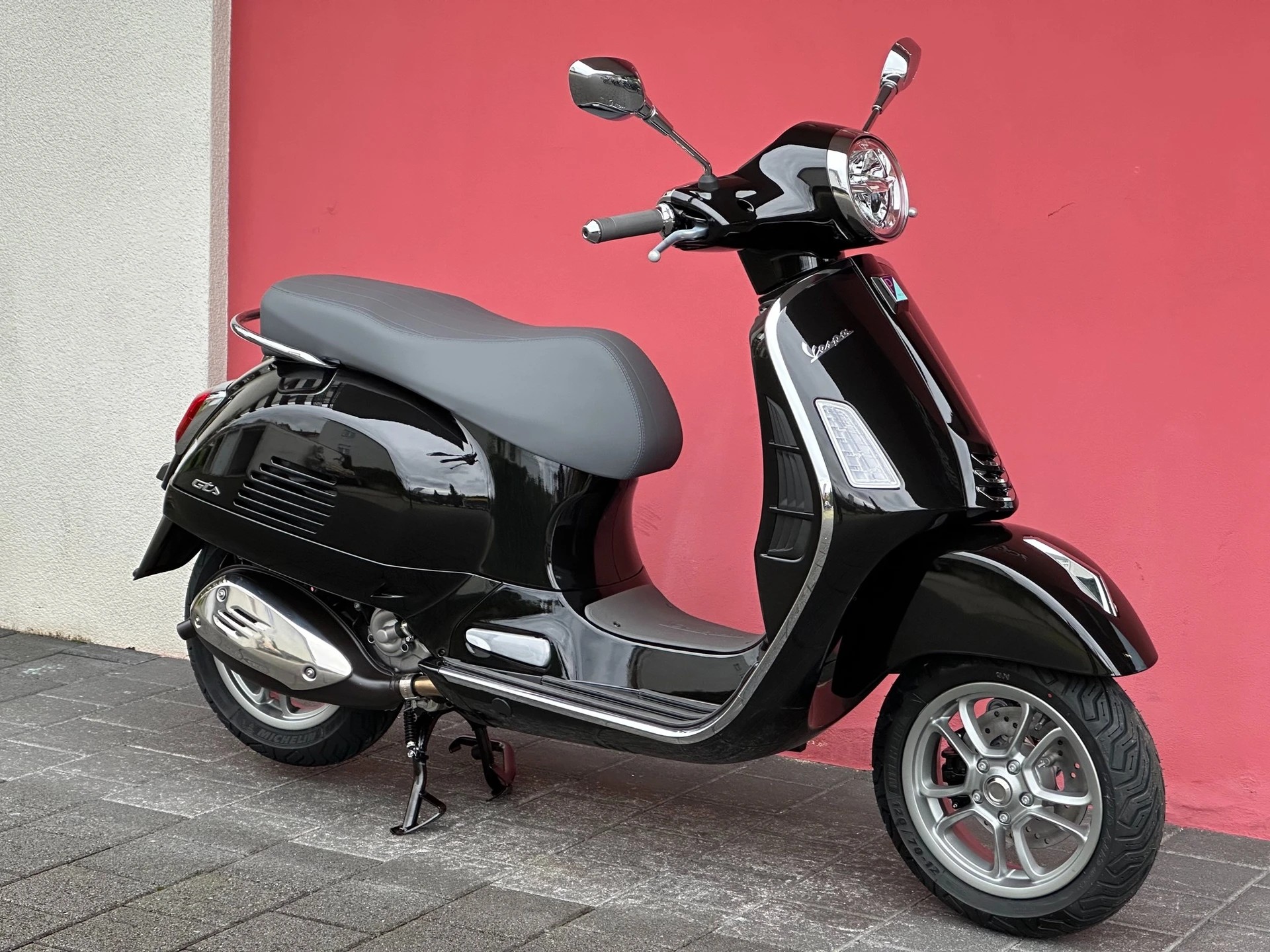 PIAGGIO Vespa GTS 125 RST Euro 5+-image-5
