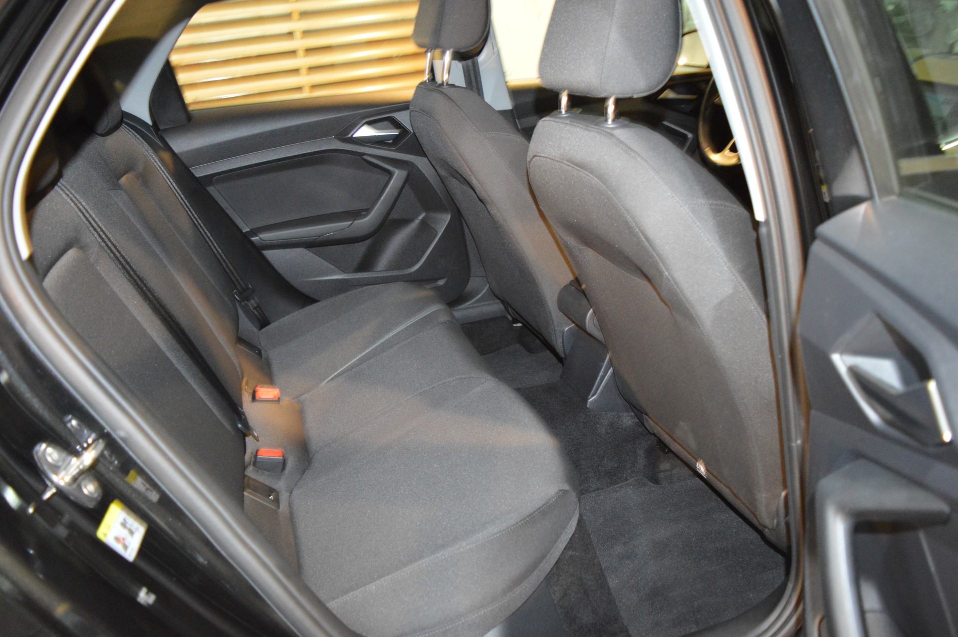 AUDI A1 Sportback 30 TFSI S-tronic-image-19