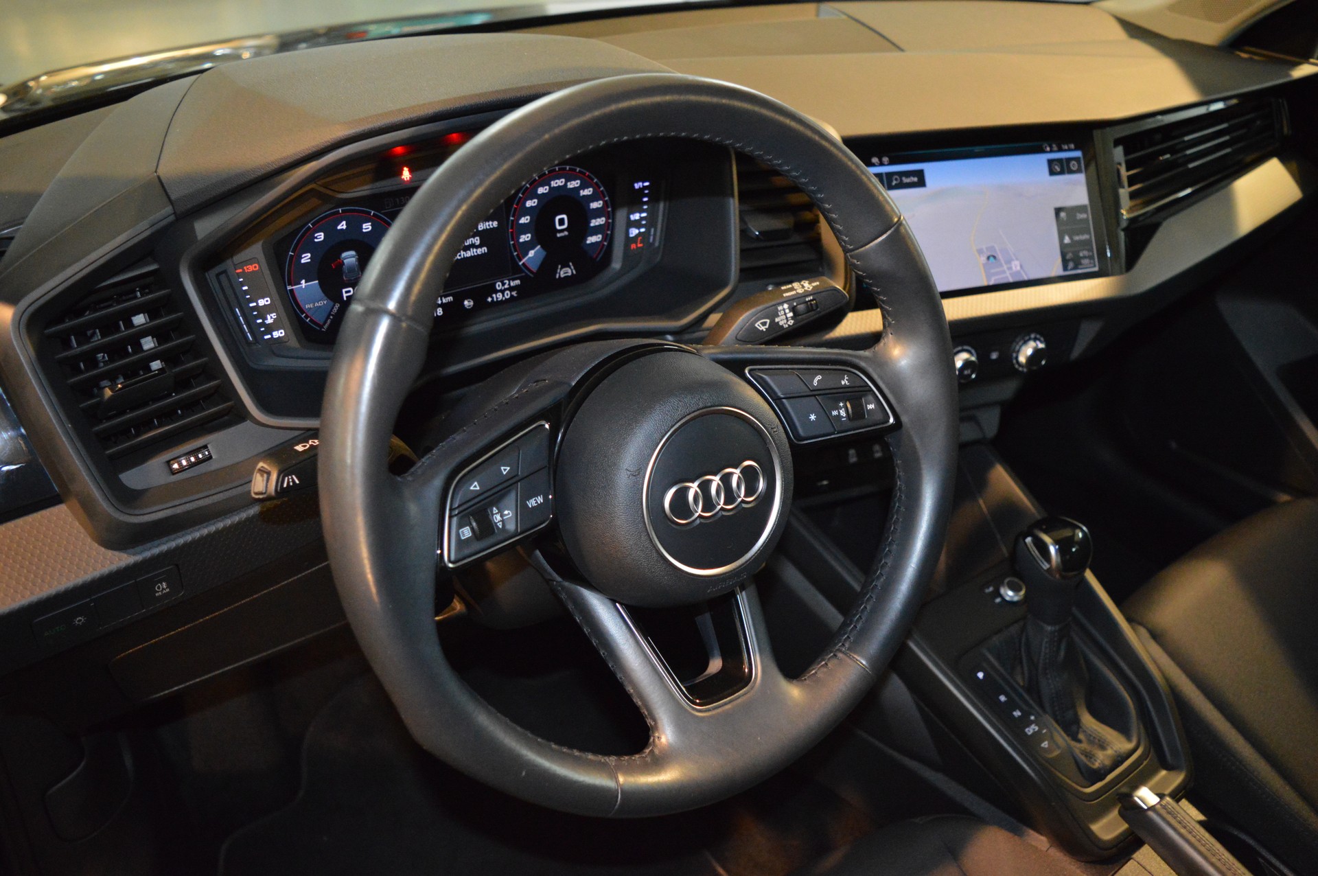 AUDI A1 Sportback 30 TFSI S-tronic-image-15