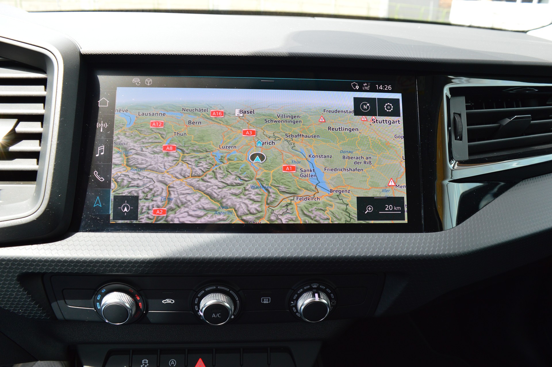 AUDI A1 Sportback 30 TFSI S-tronic-image-22