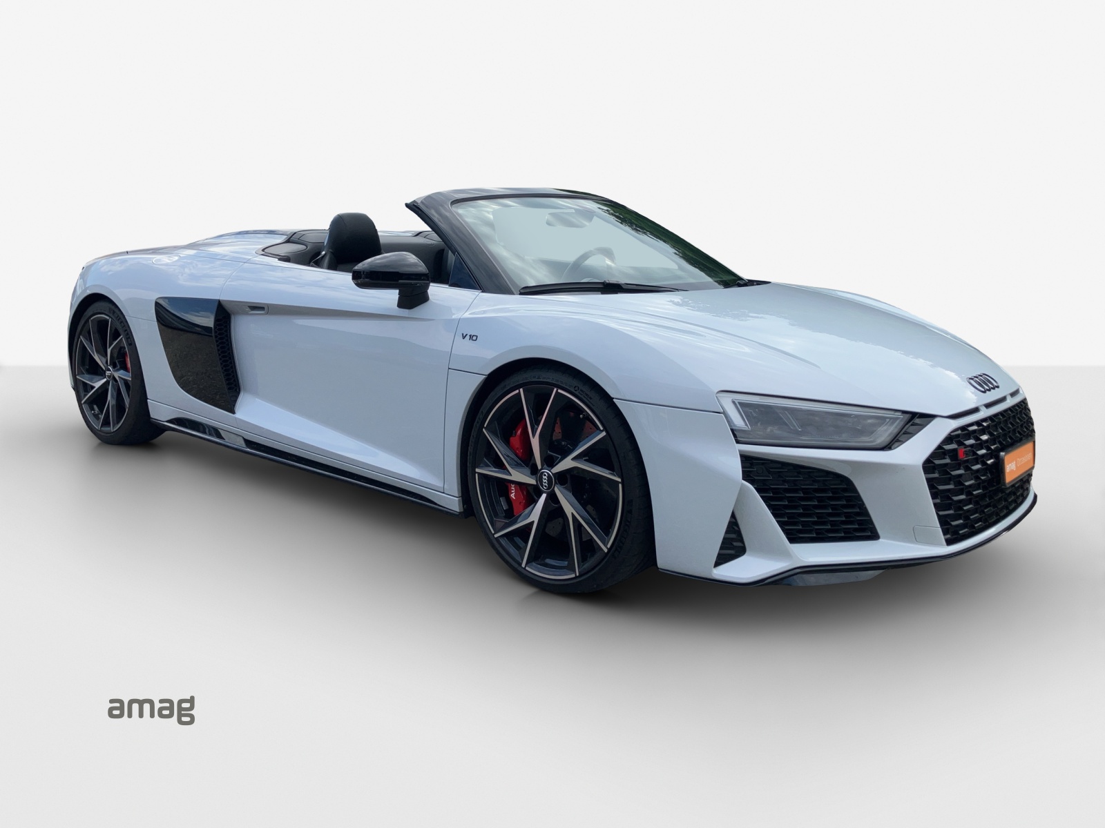 AUDI R8 Spyder performance S-Tronic-image-5