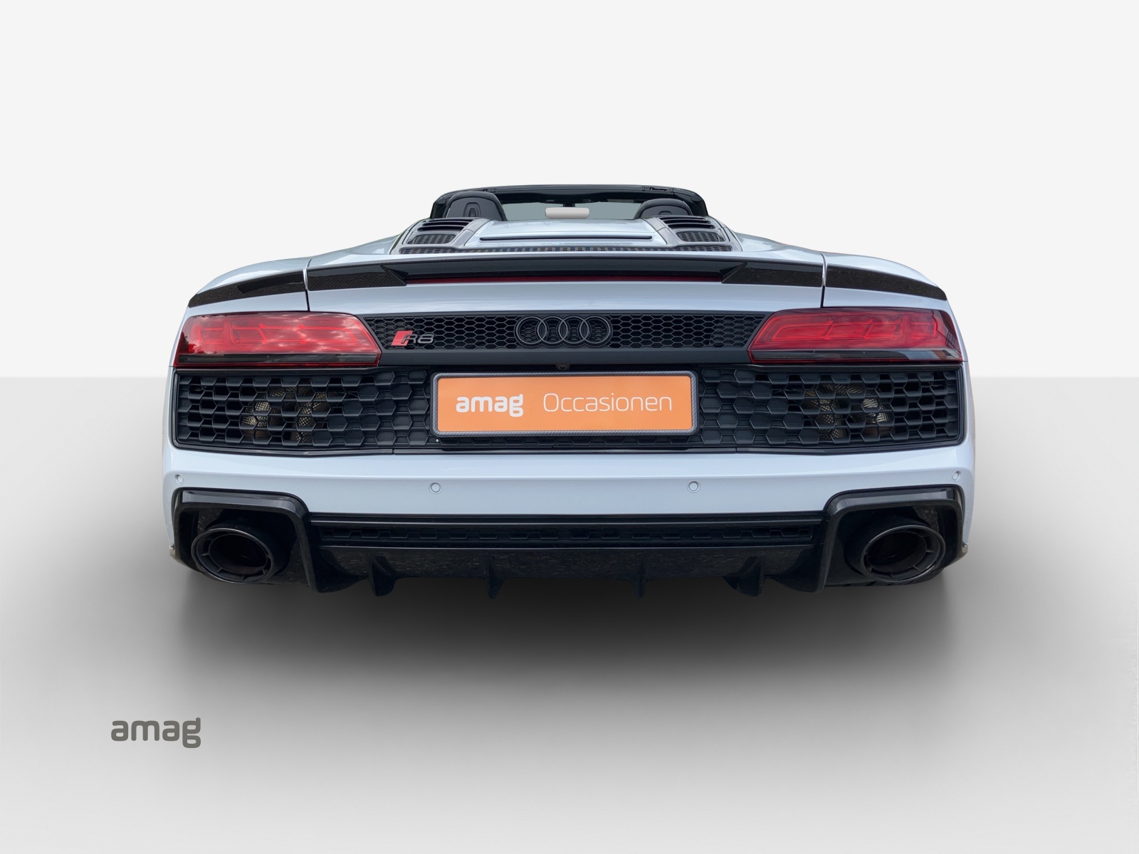 AUDI R8 Spyder performance S-Tronic-image-3