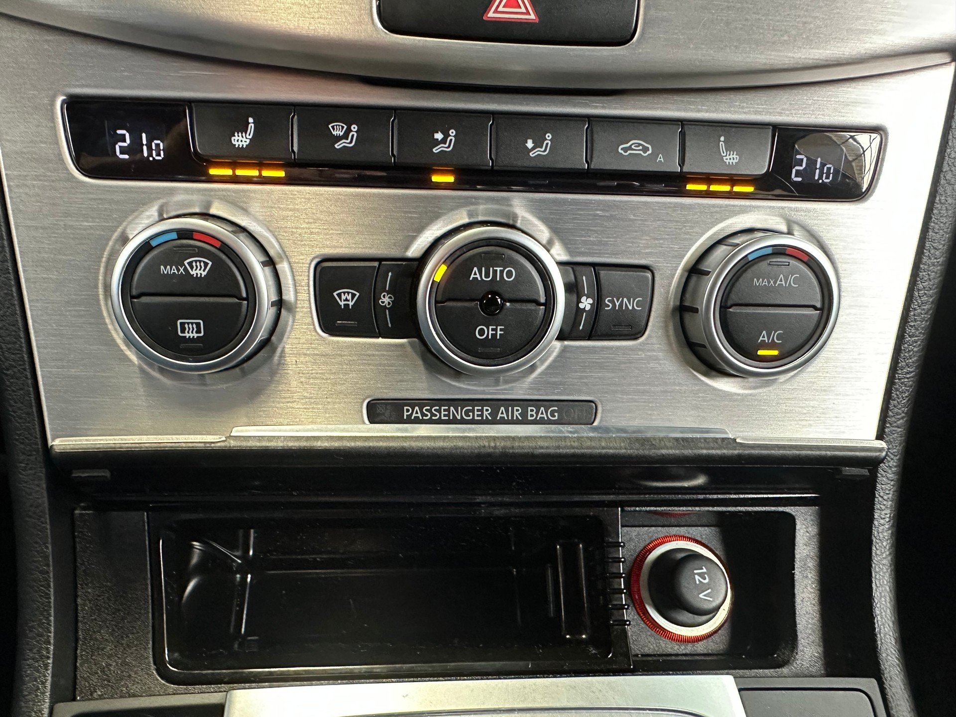VW Passat Variant 3.6 FSI R-Line 4Motion DSG 300 PS-image-17