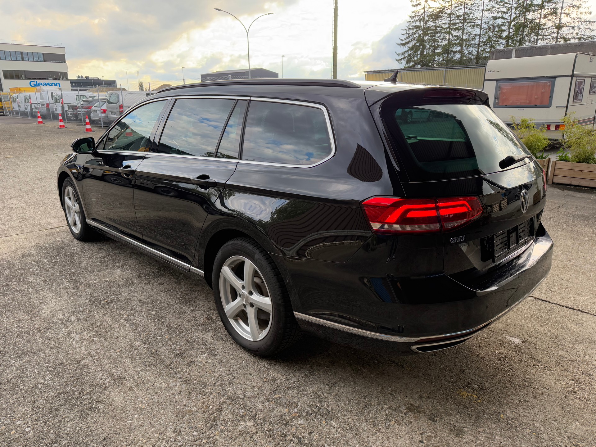 VW Passat Variant 1.4 TSI GTE Hybrid DSG-image-3