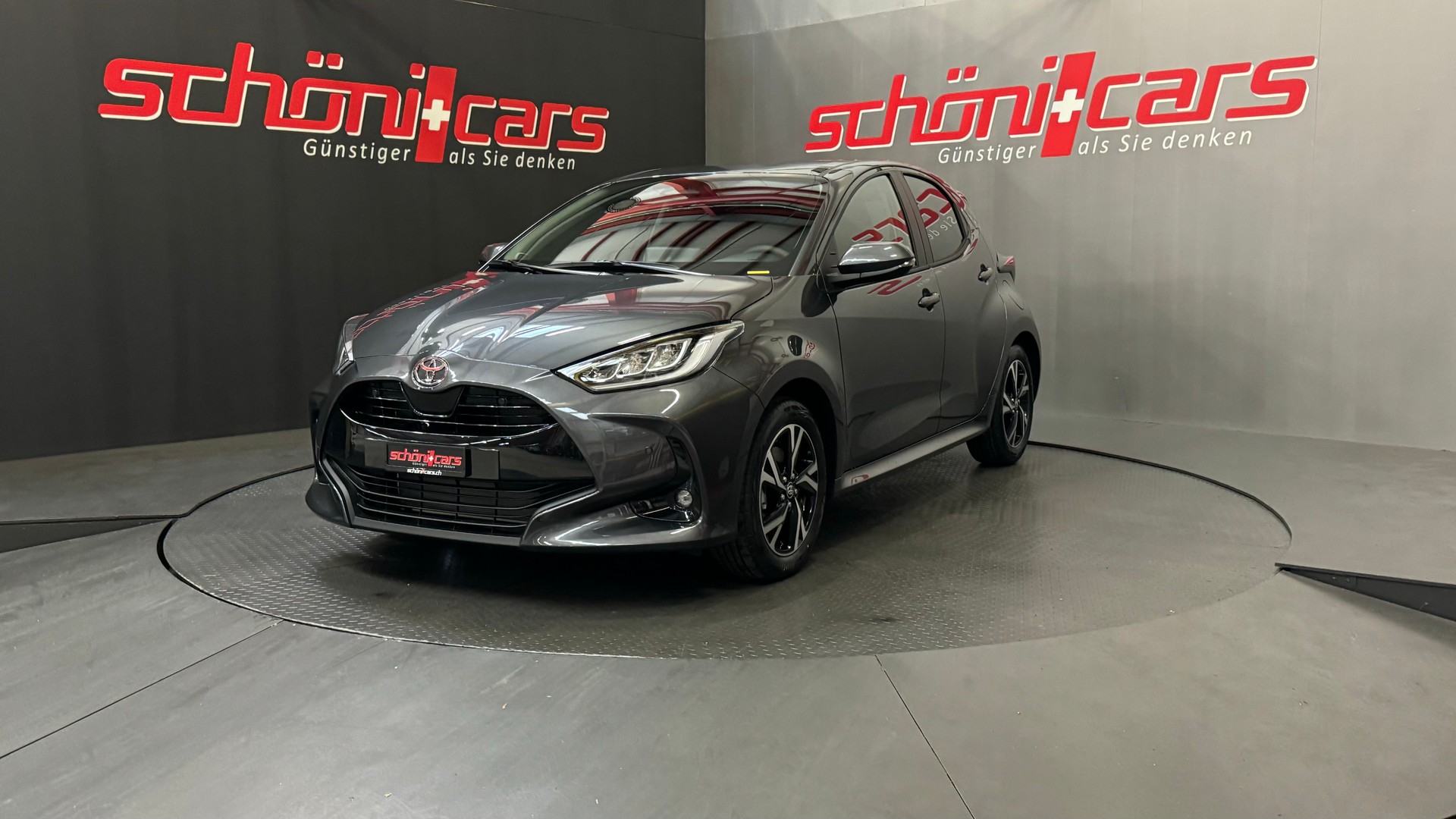 TOYOTA Yaris 1.5 Trend e-CVT-image-0