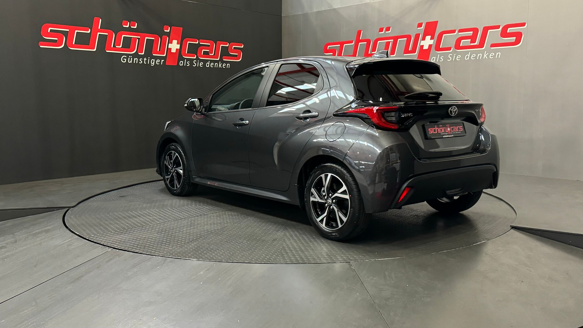 TOYOTA Yaris 1.5 Trend e-CVT-image-3