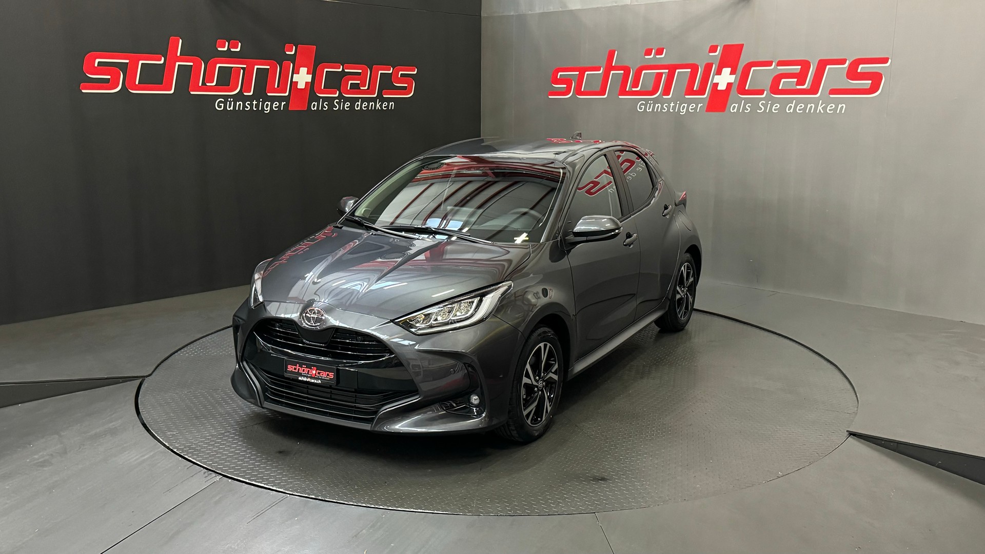 TOYOTA Yaris 1.5 Trend e-CVT-image-1