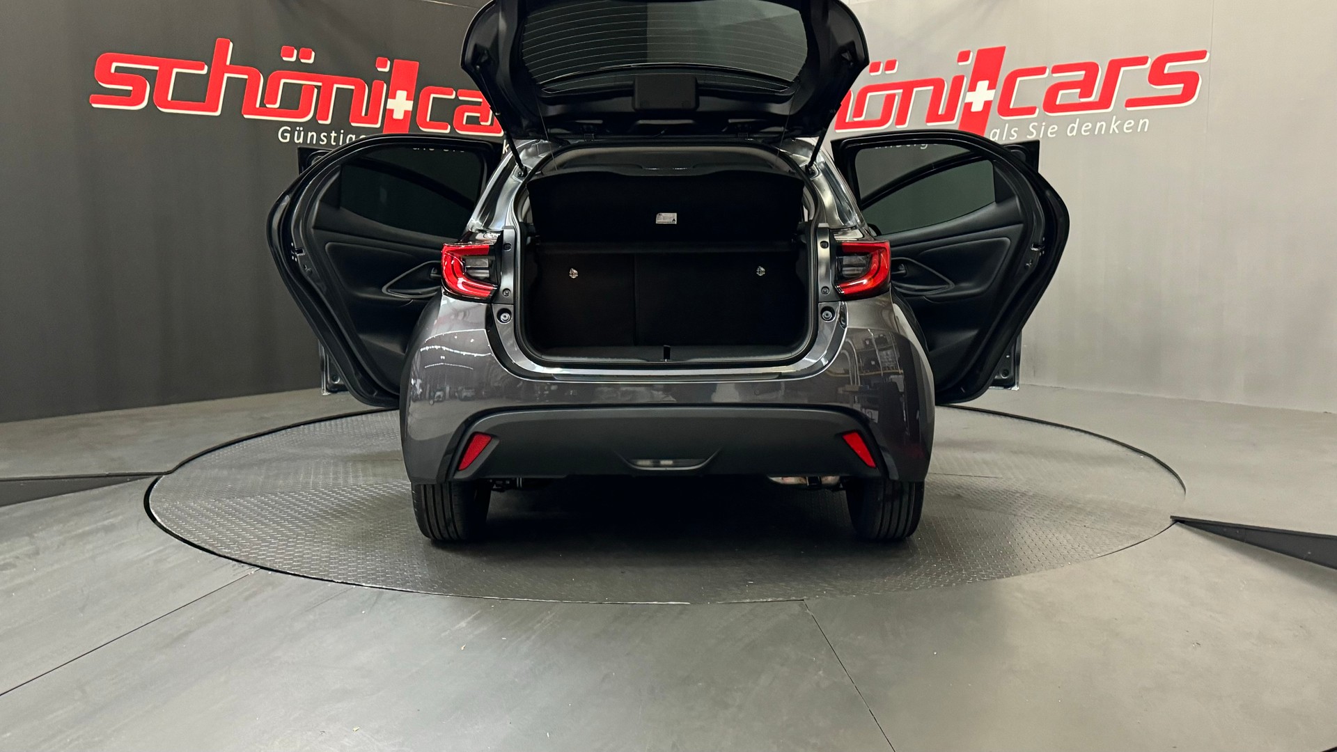 TOYOTA Yaris 1.5 Trend e-CVT-image-5