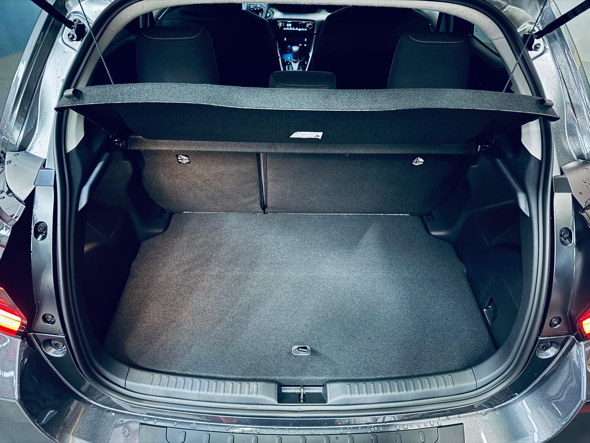 TOYOTA Yaris 1.5 Trend e-CVT-image-11