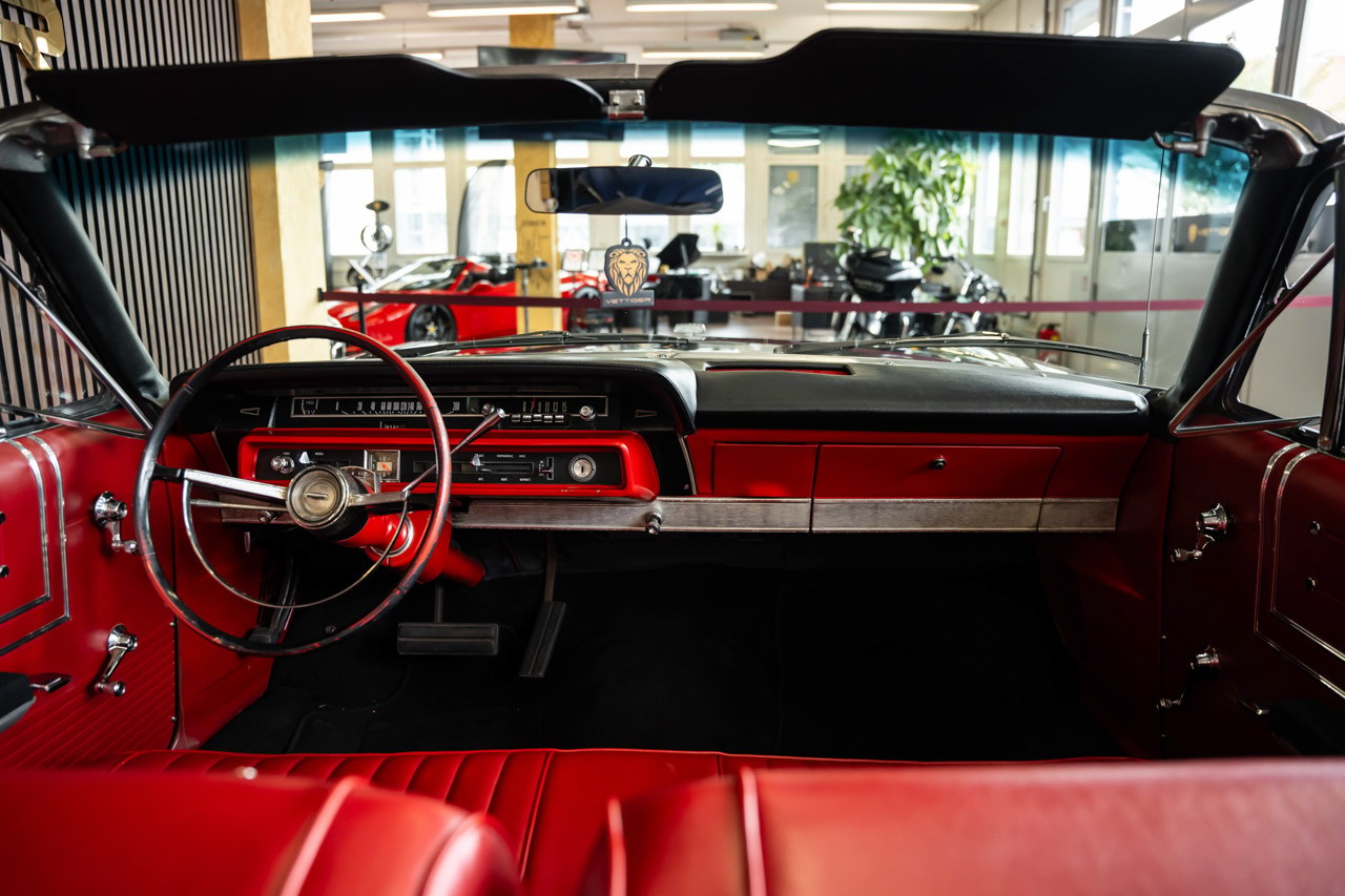 FORD GALAXY 500 Convertible-image-14