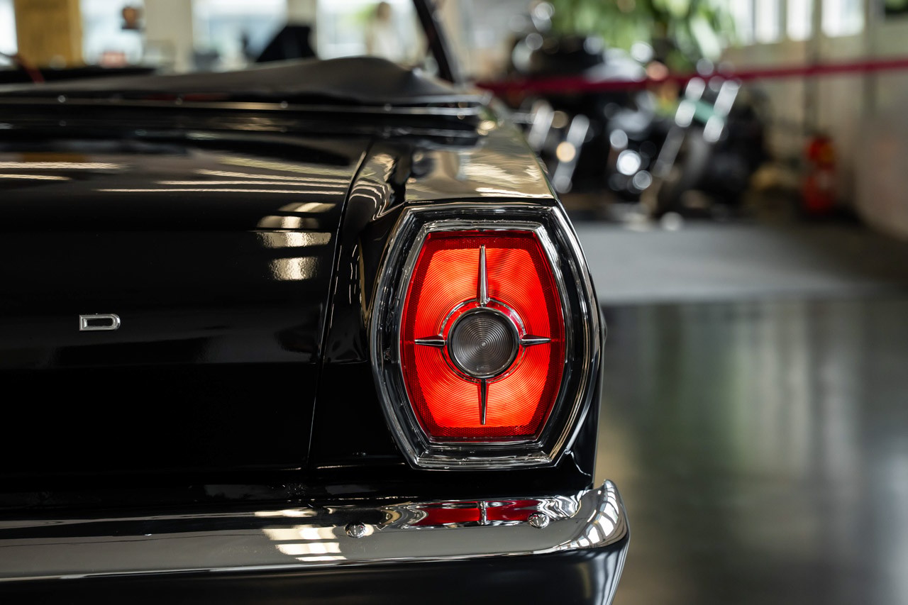 FORD GALAXY 500 Convertible-image-13