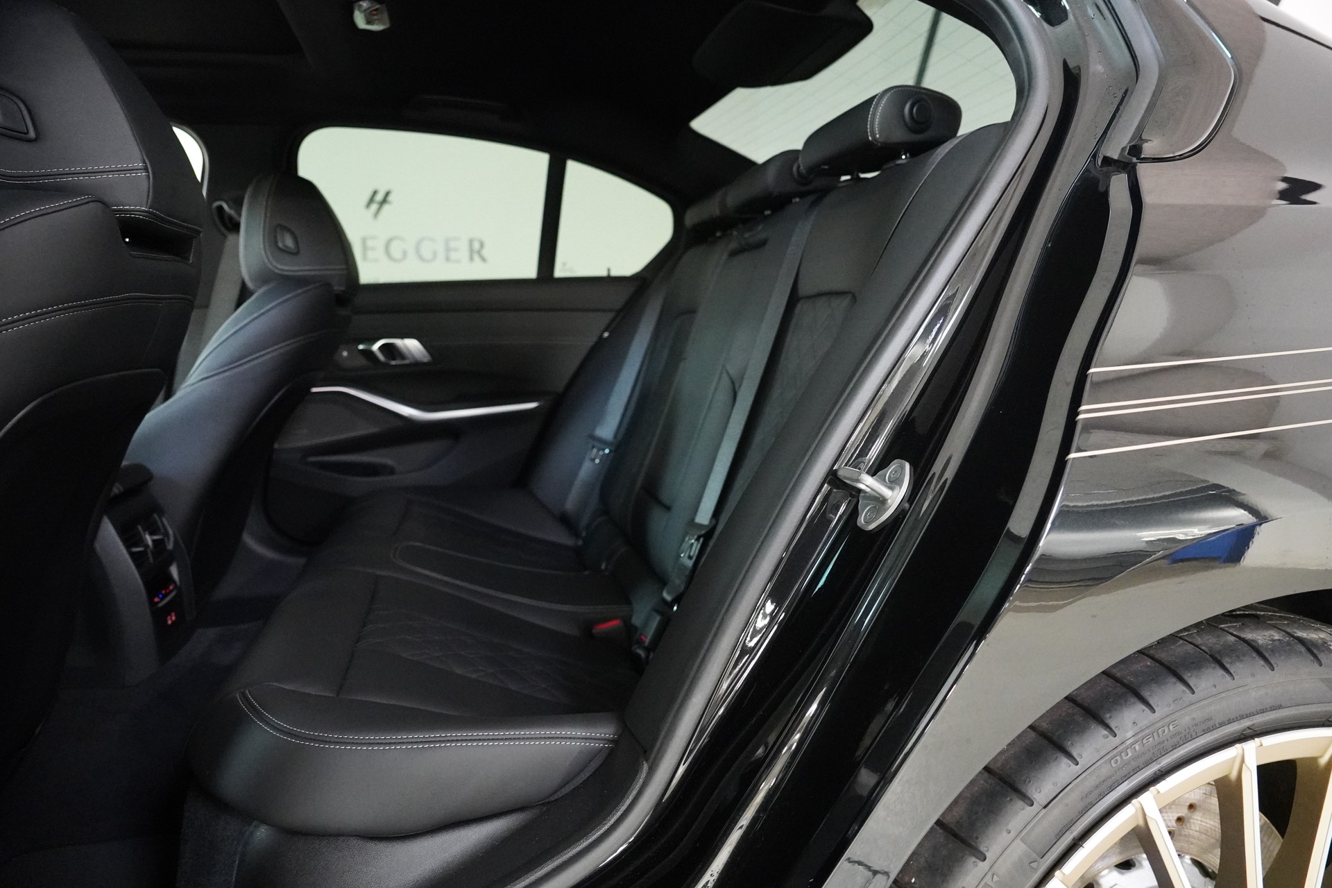 BMW-ALPINA B3 BiTurbo 3.0 xDrive GT Switch-Tronic-image-12