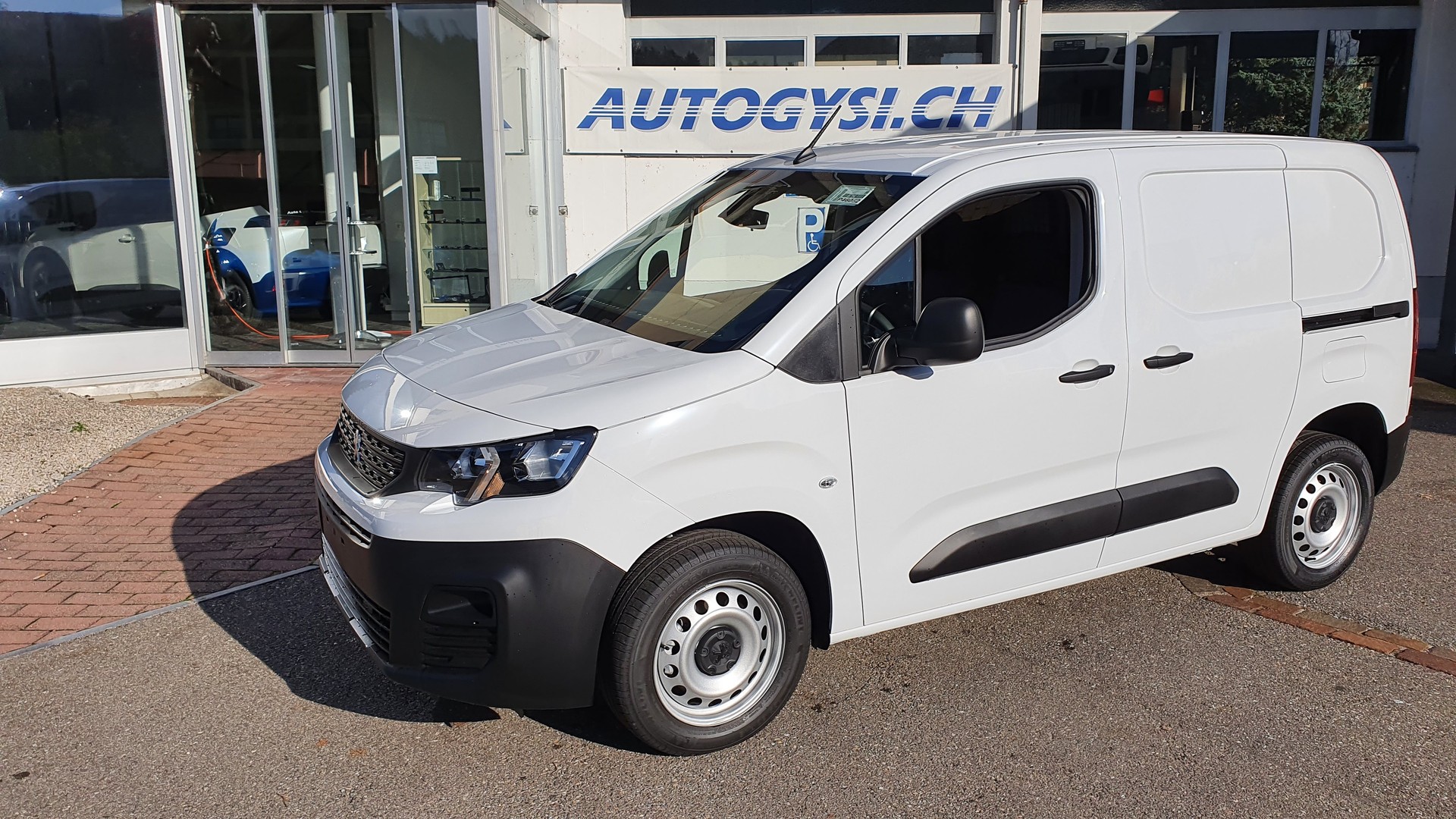 PEUGEOT Partner 1.2 Pure Tech s/s Premium 650kg-image-7