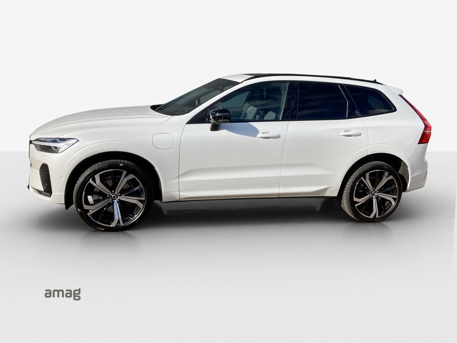 VOLVO XC60 T8 eAWD PluginHybrid Ultimate Dark Geartronic-showroom-element-1