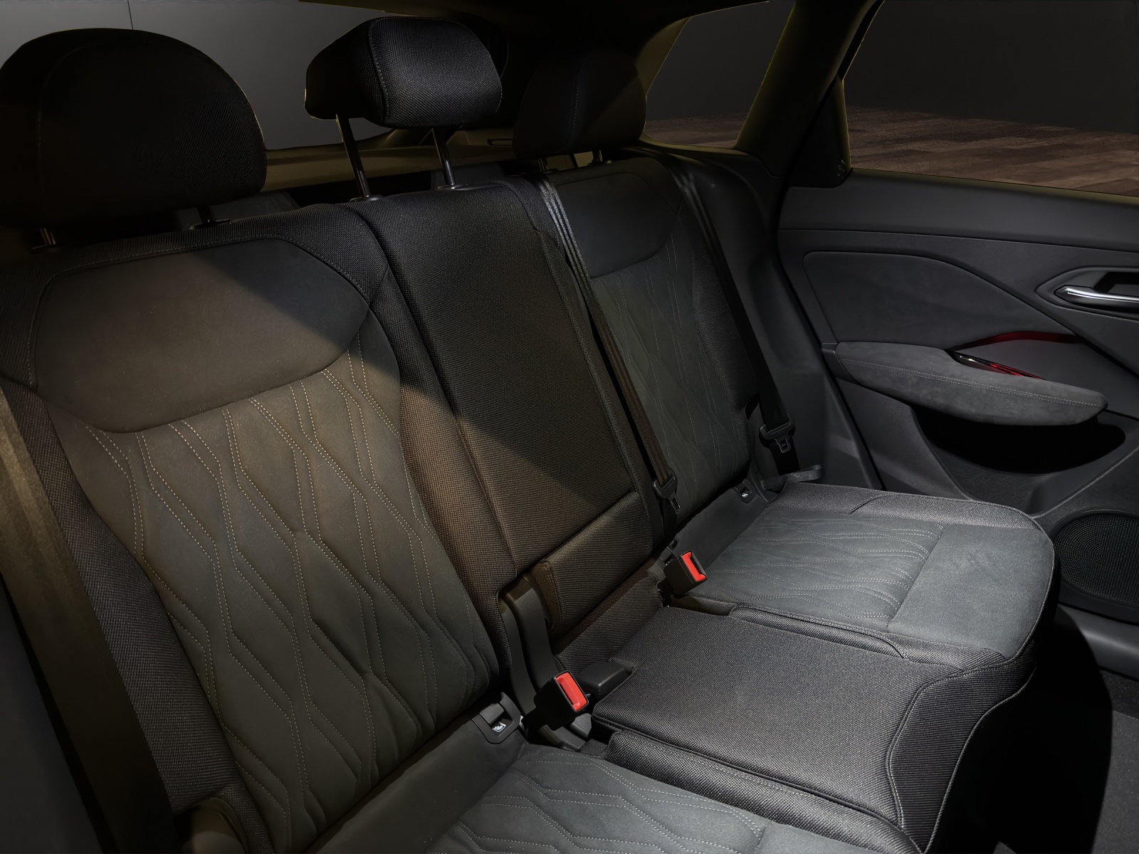 AUDI Q3 SUV 110 kW TFSI S tronic-image-15
