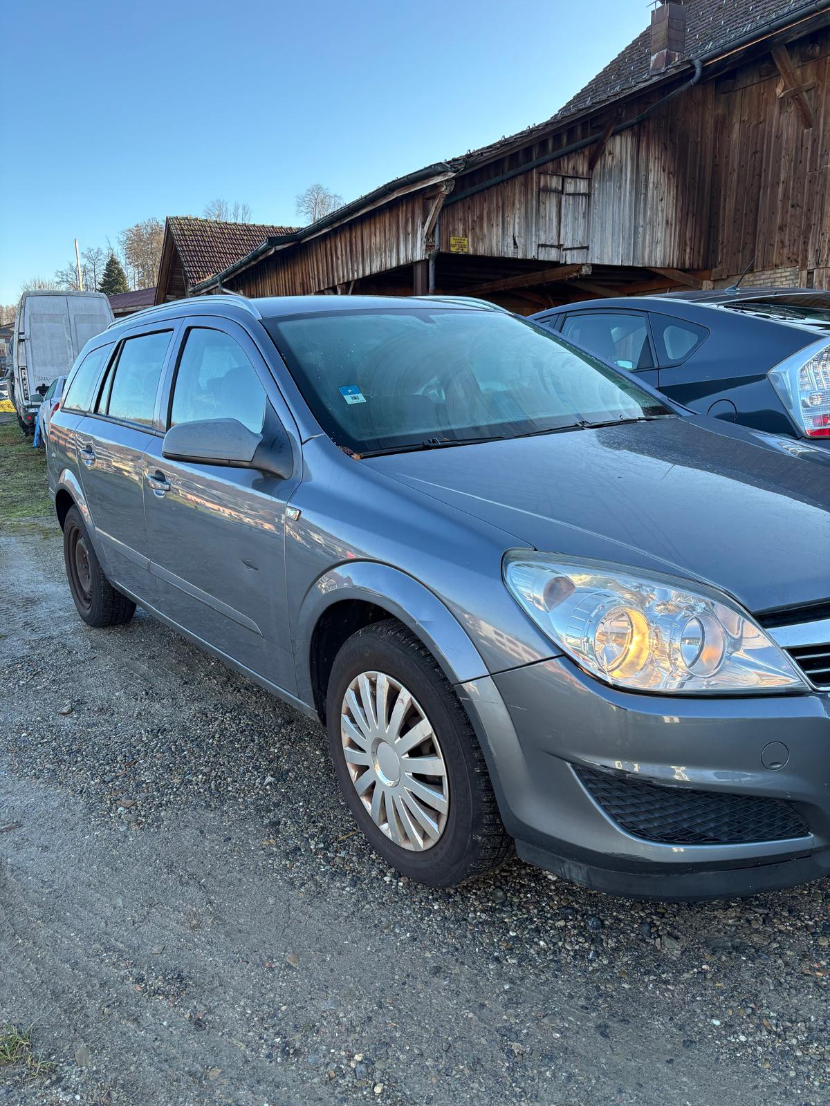 OPEL Astra Caravan 1.6i 16V Enjoy-image-5