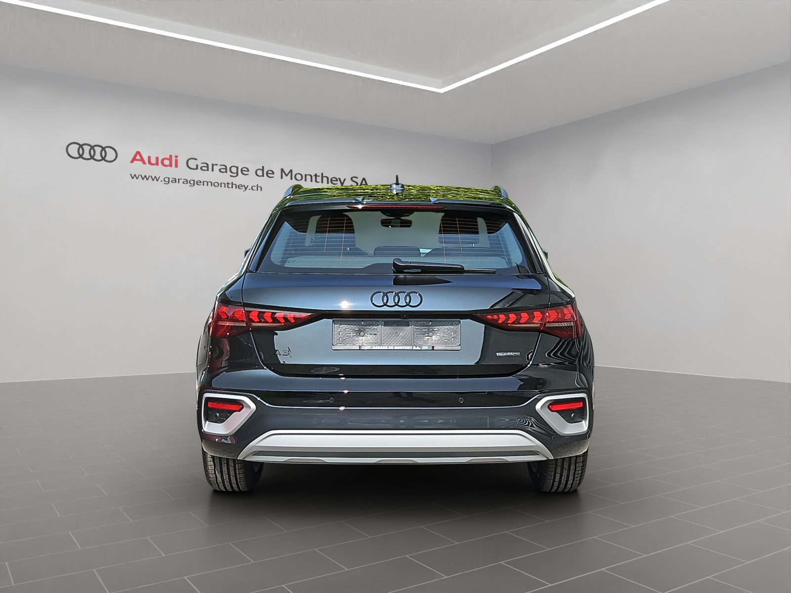 AUDI A3 allstreet 40 TFSI S-tronic quatttro-image-2