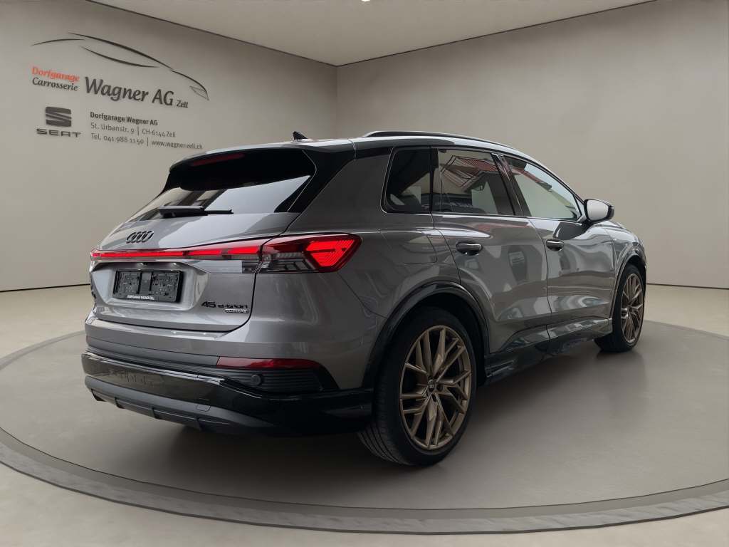 AUDI Q4 e-tron 45 quattro-showroom-element-3