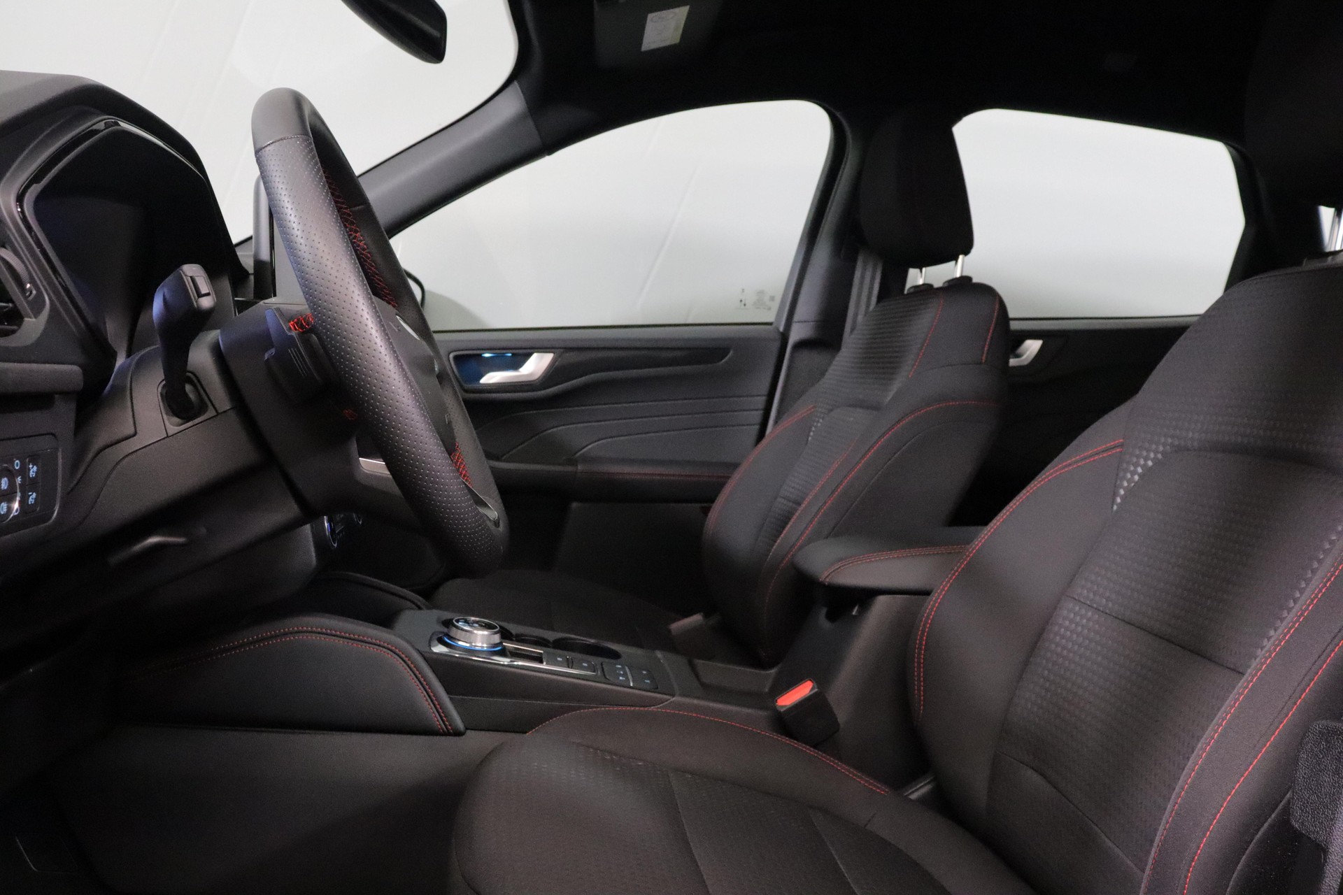 FORD Kuga 2.0 EcoBlue ST-Line-image-2