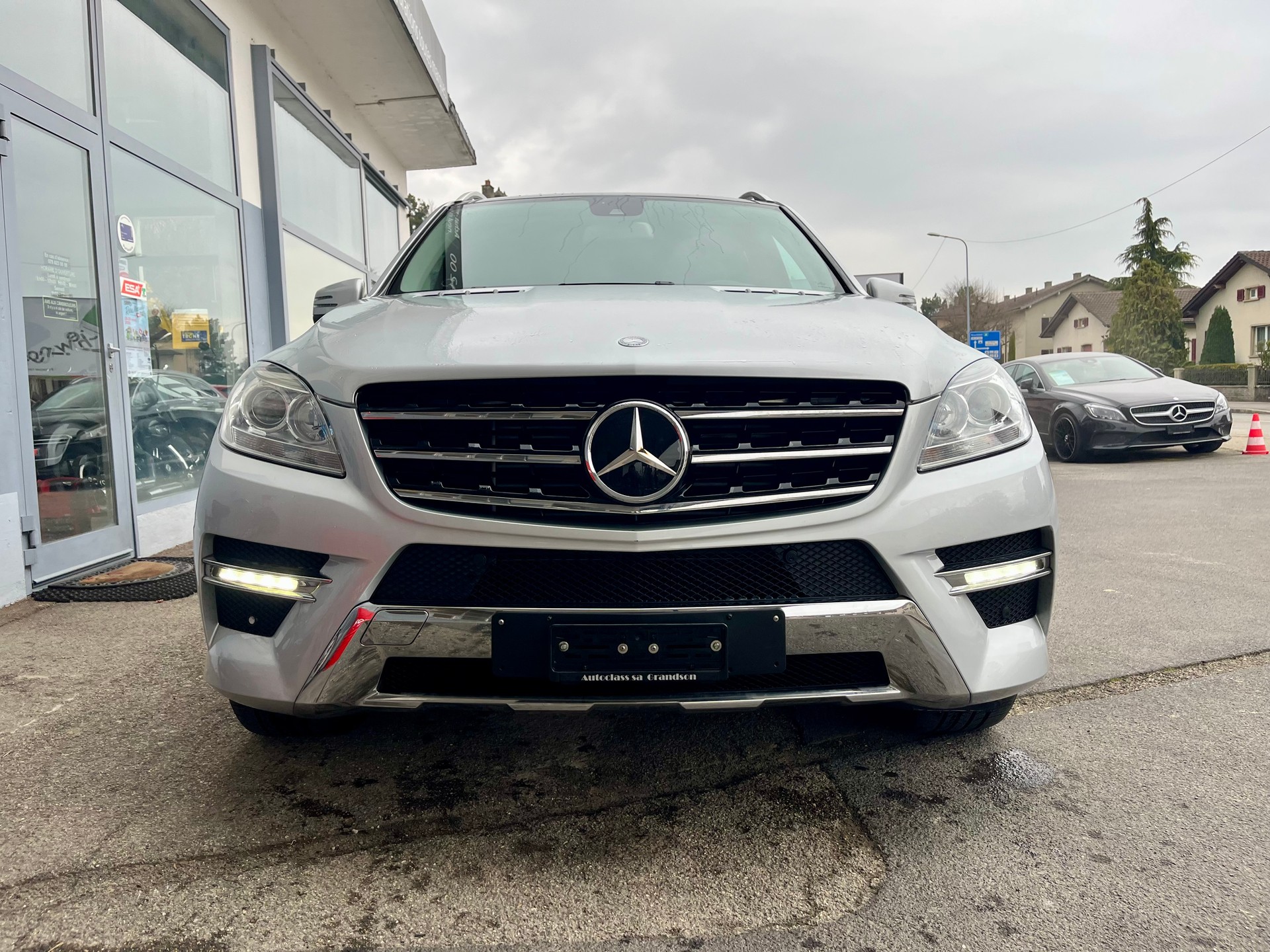 MERCEDES-BENZ ML 350 BlueTEC Edition 4Matic 7G-Tronic-image-4