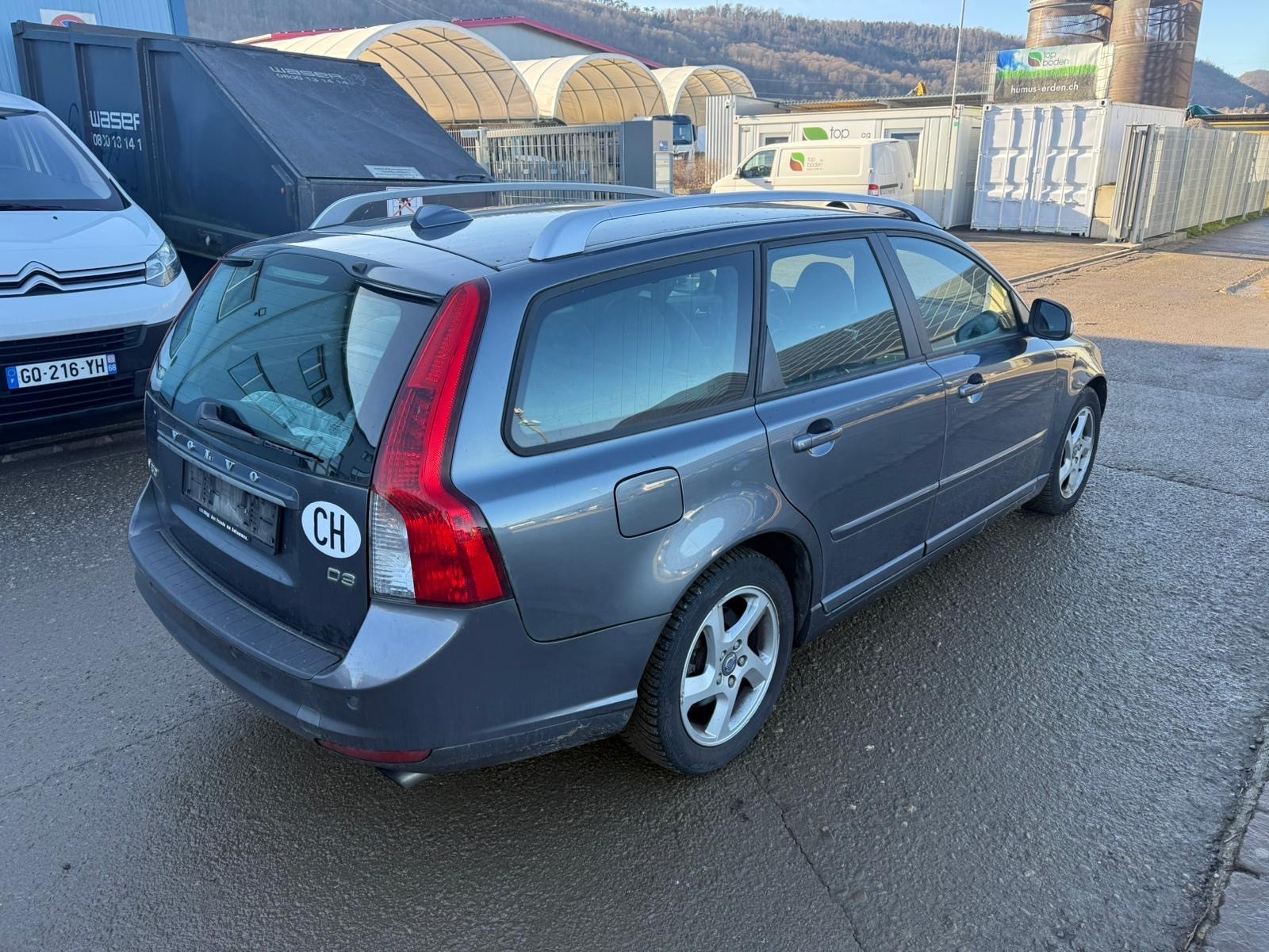 VOLVO V50 D3 Momentum-image-5