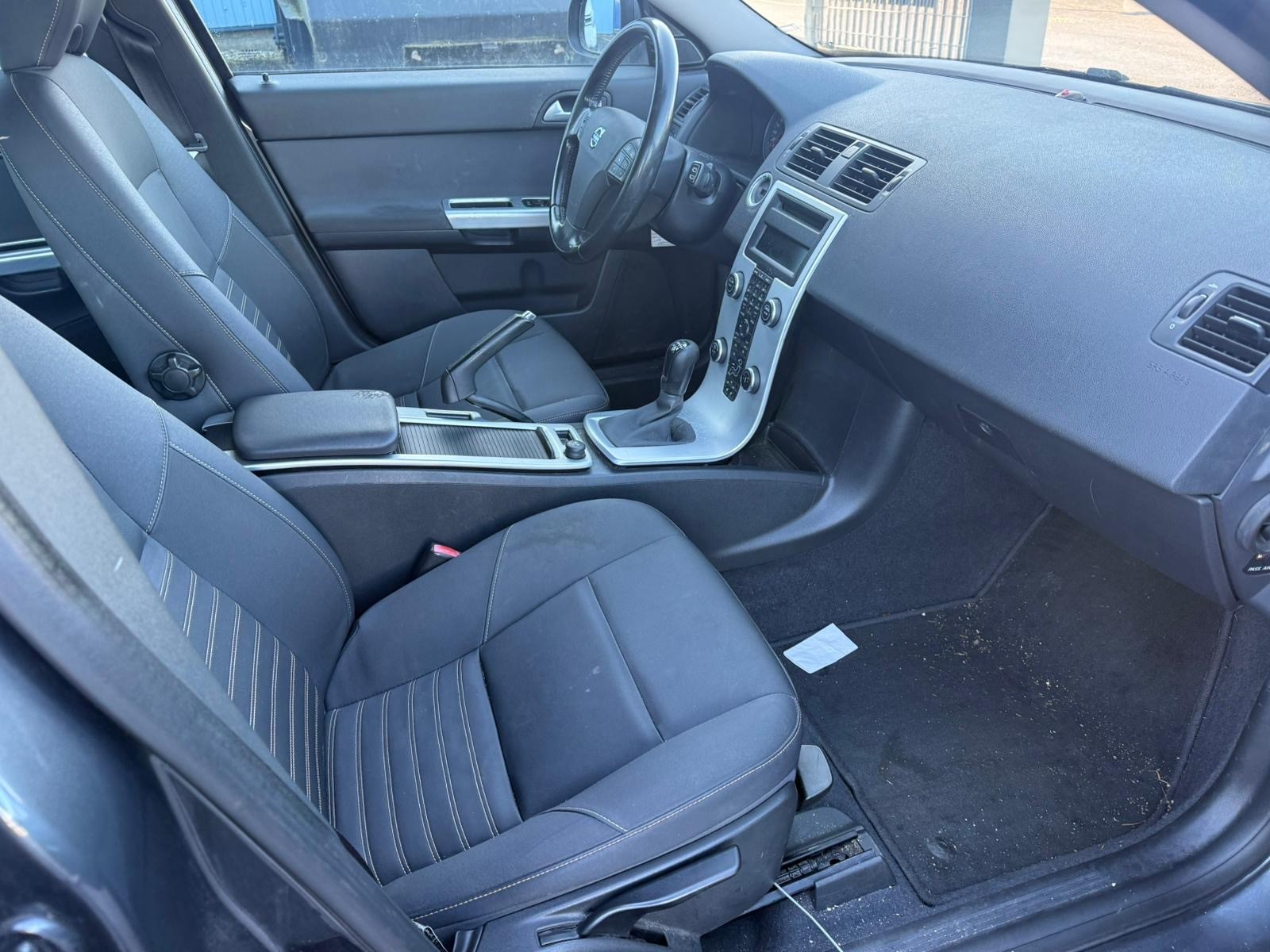 VOLVO V50 D3 Momentum-image-7