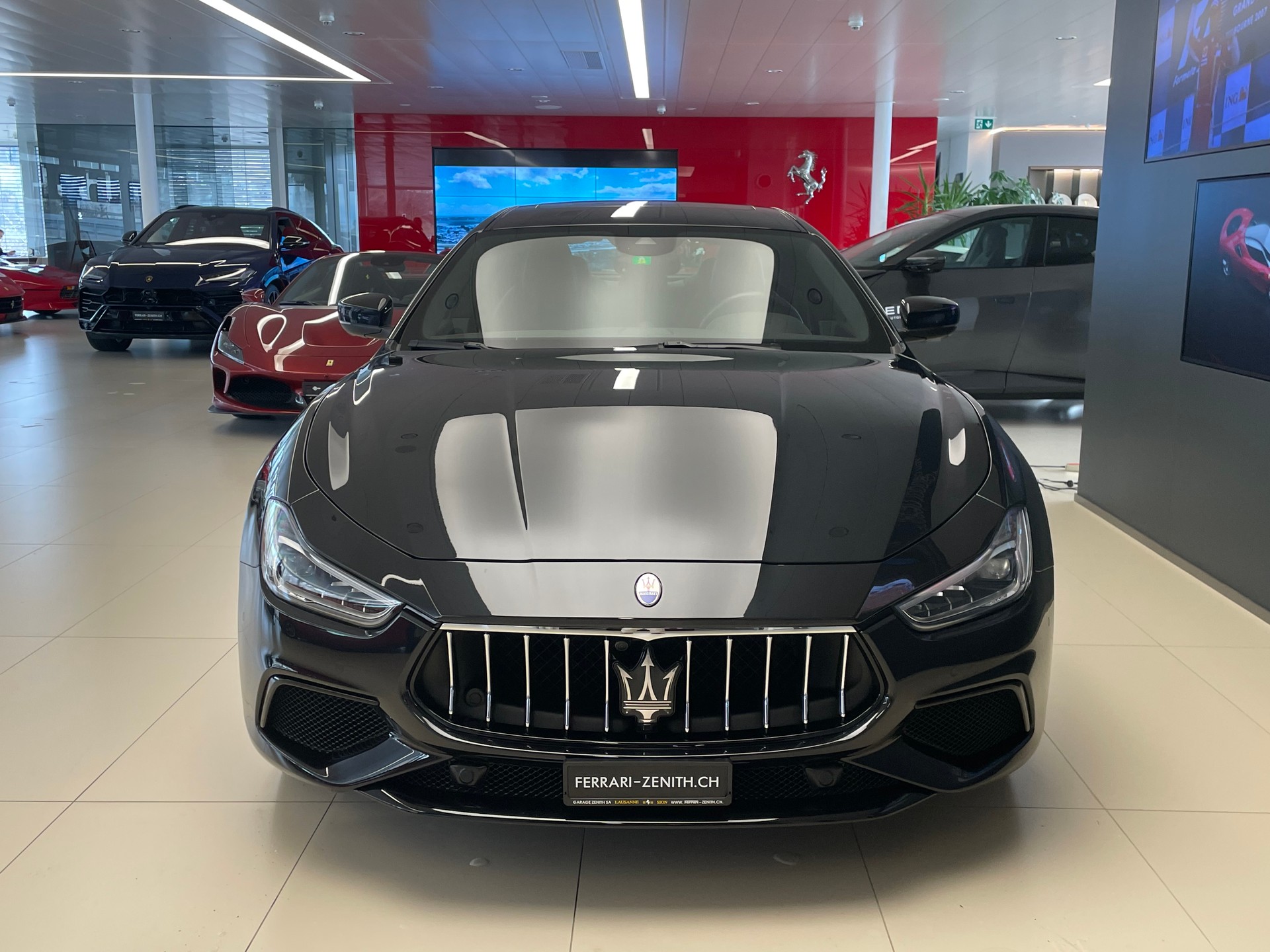 MASERATI Ghibli S Q4 3.0 GranSport Automatica-image-1