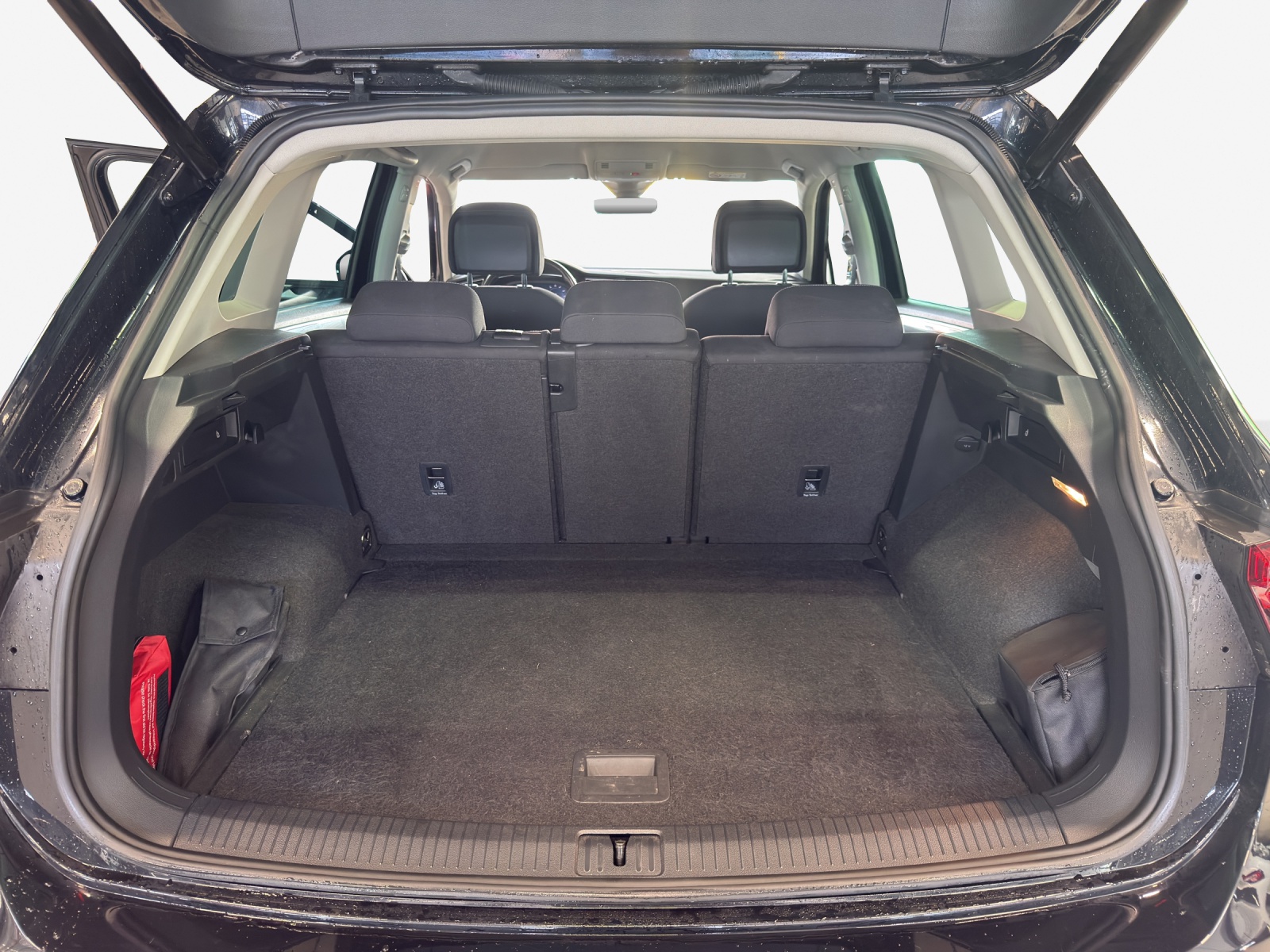 VW Tiguan 2.0TSI Highline 4Motion DSG-image-12