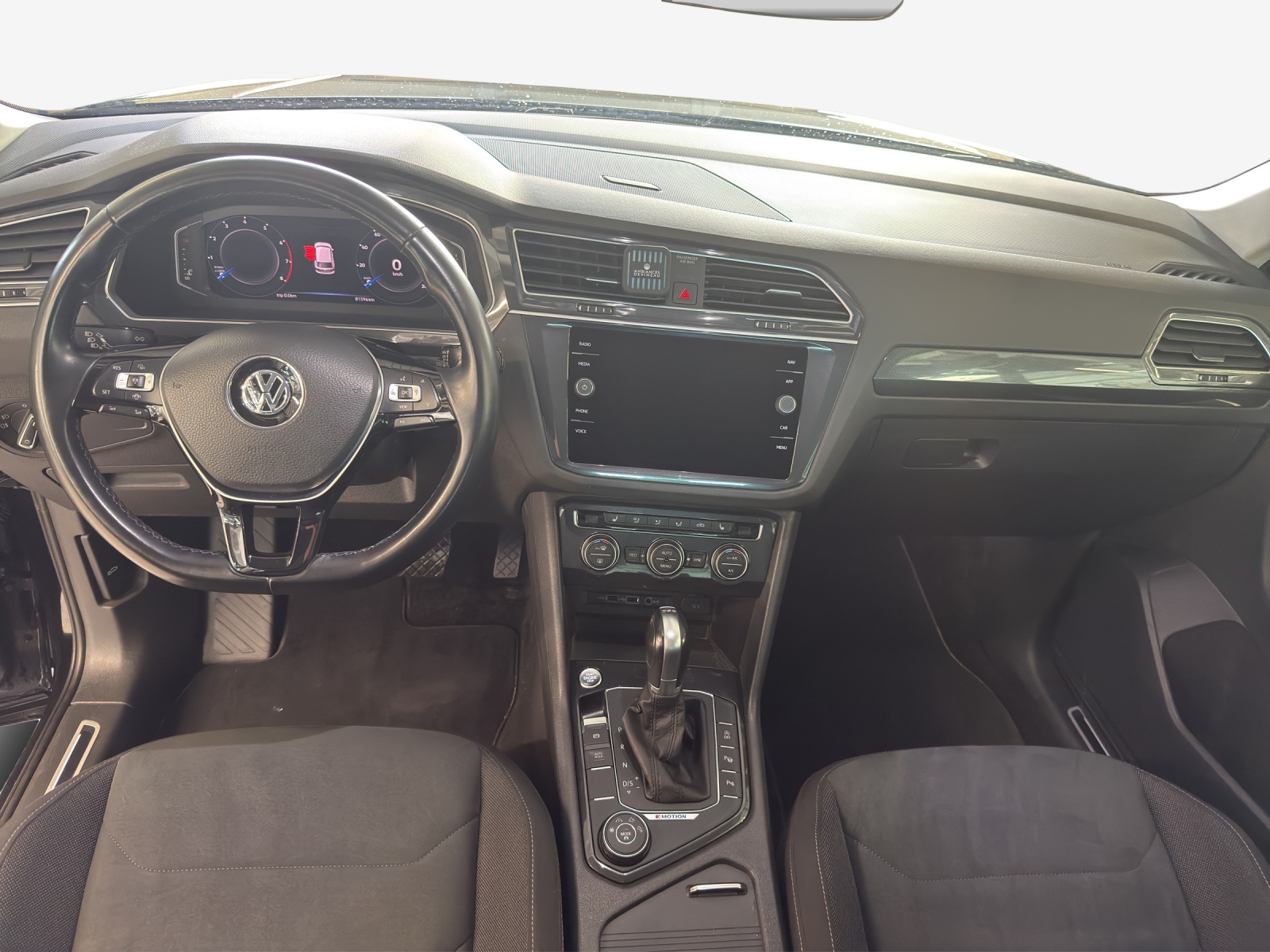 VW Tiguan 2.0TSI Highline 4Motion DSG-image-8